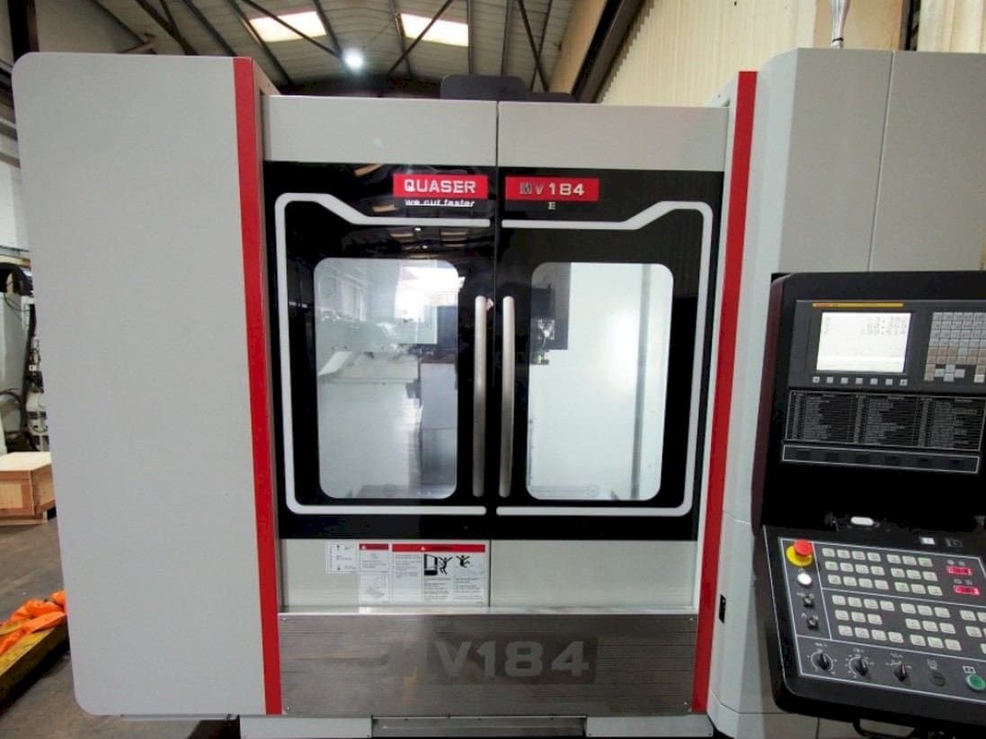 Vista frontal de la máquina Quaser MV184E