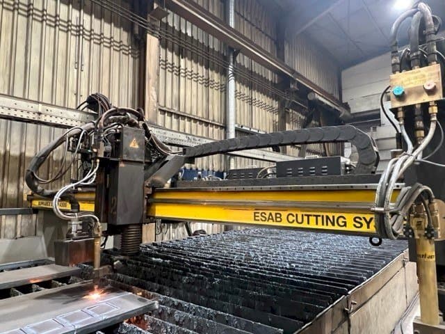 Vista frontal de la máquina ESAB SXE-P14500 SUPRAREX