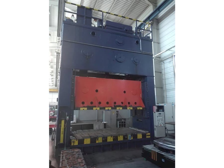 Vista frontal de la máquina Erfurt PKZZ 1000/4000