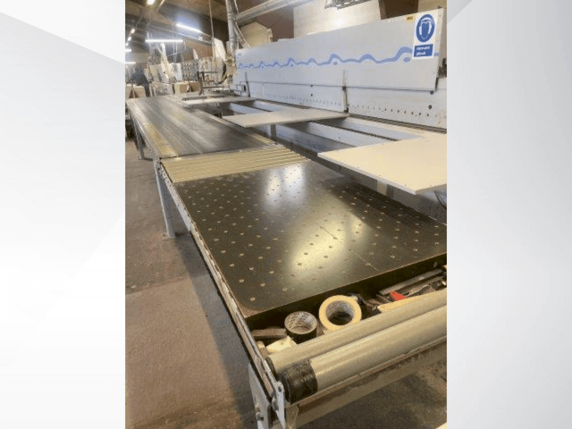 Vista frontal de la máquina BRANDT Ambition 1660 FGC