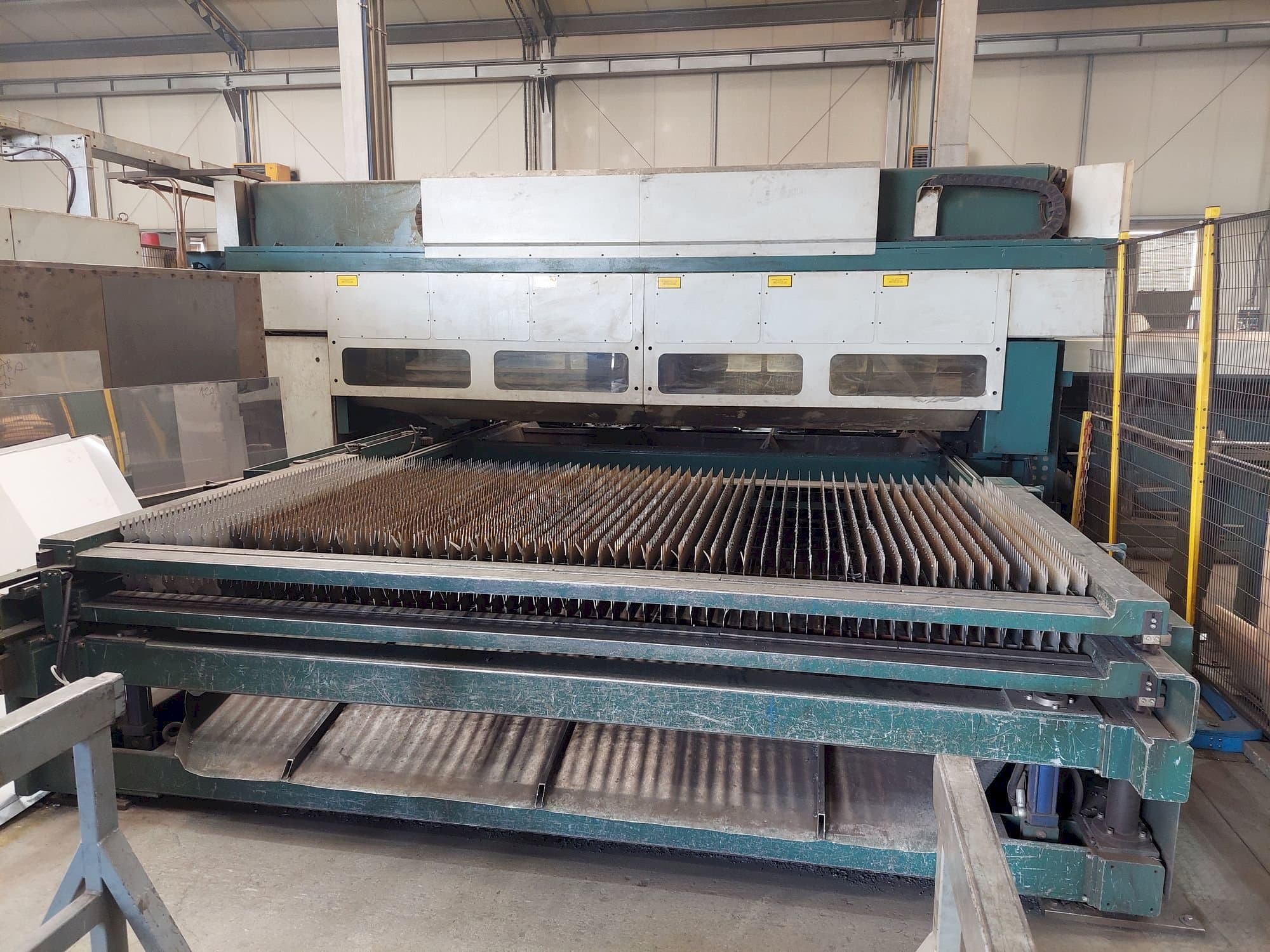 Vista frontal de la máquina ADIGE LT COMBO