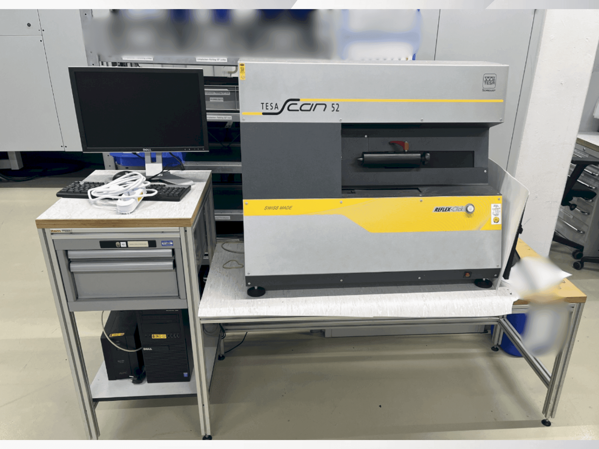 Vista frontal de la máquina TESA Scan 52