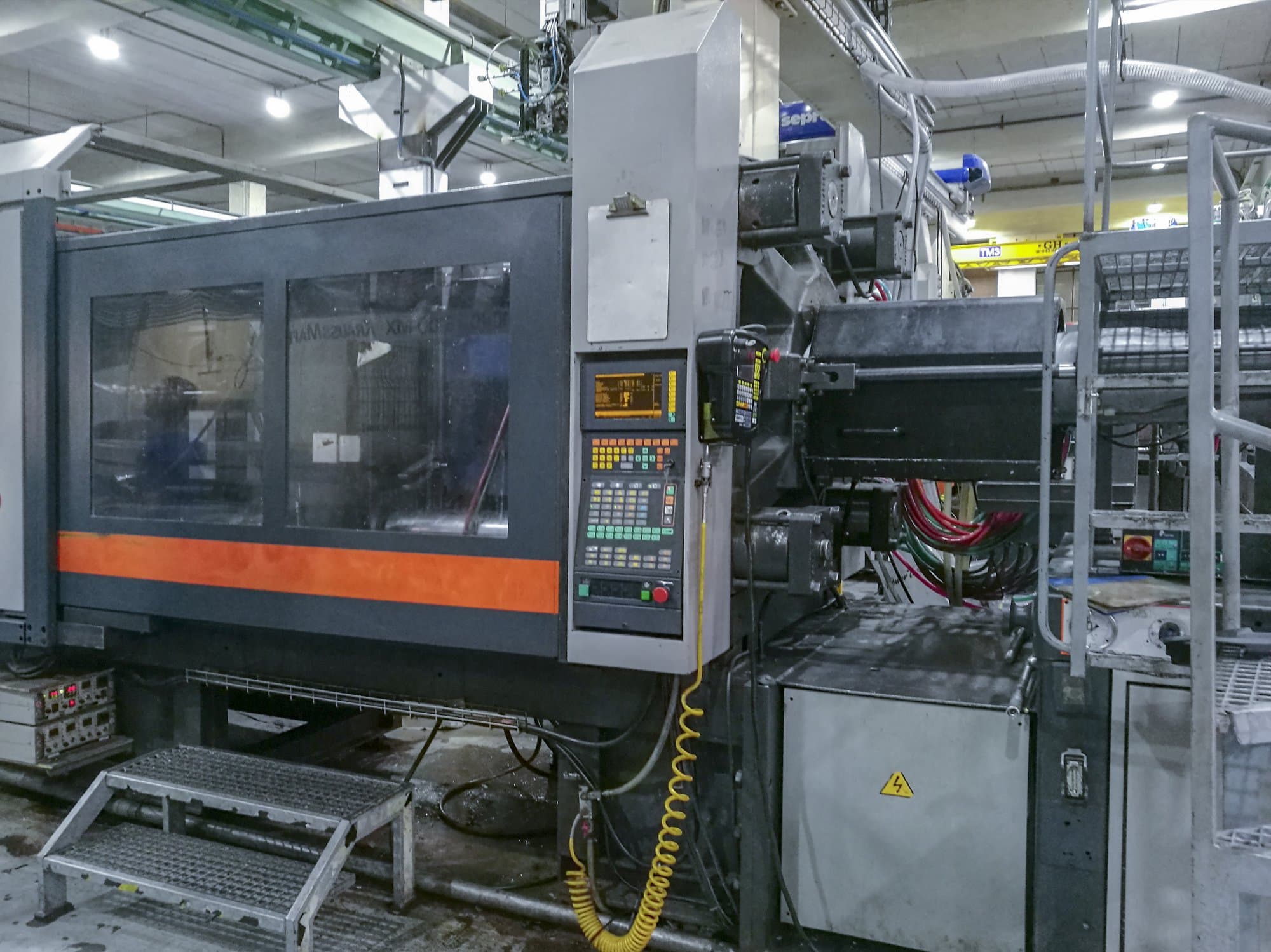 Vista derecha 1 de la máquina SANDRETTO 4435-550