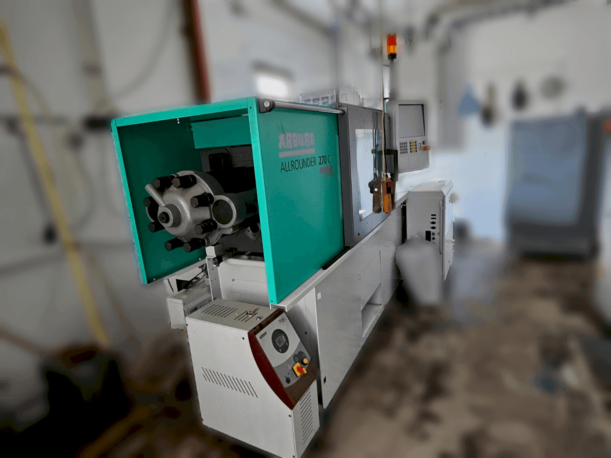 Vista lateral der Arburg 270 C 400-70 Golden Edition  Maschine