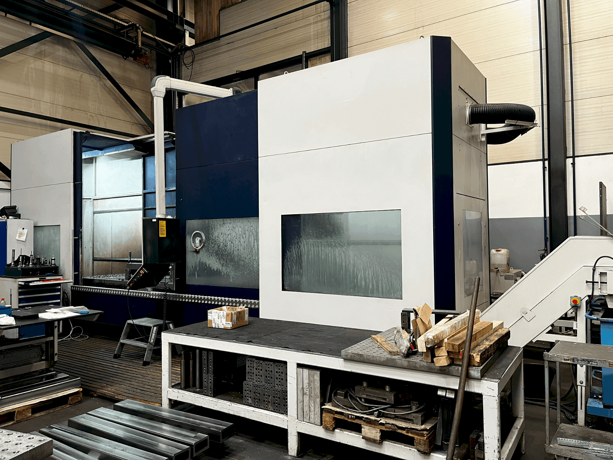 Vista frontal de la máquina Soraluce TA-35A