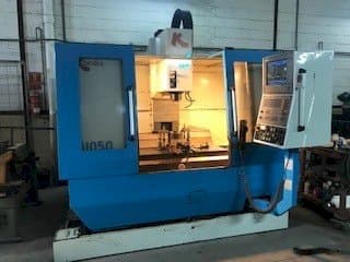 Vista frontal de la máquina KONDIA B-1050