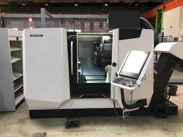 Vista frontal de la máquina DMG MORI CLX 450