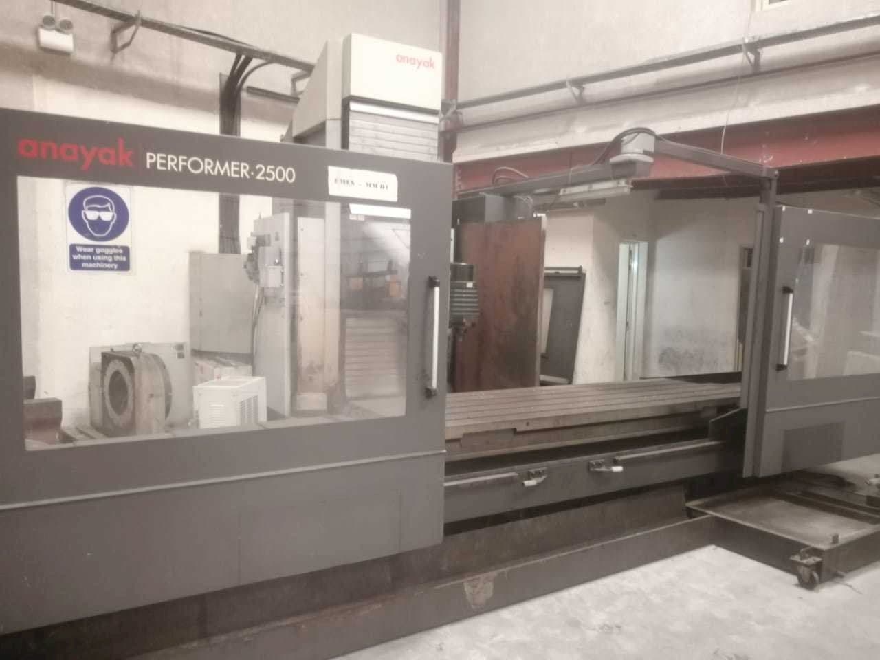 Vista frontal de la máquina ANAYAK PERFORMER-2500