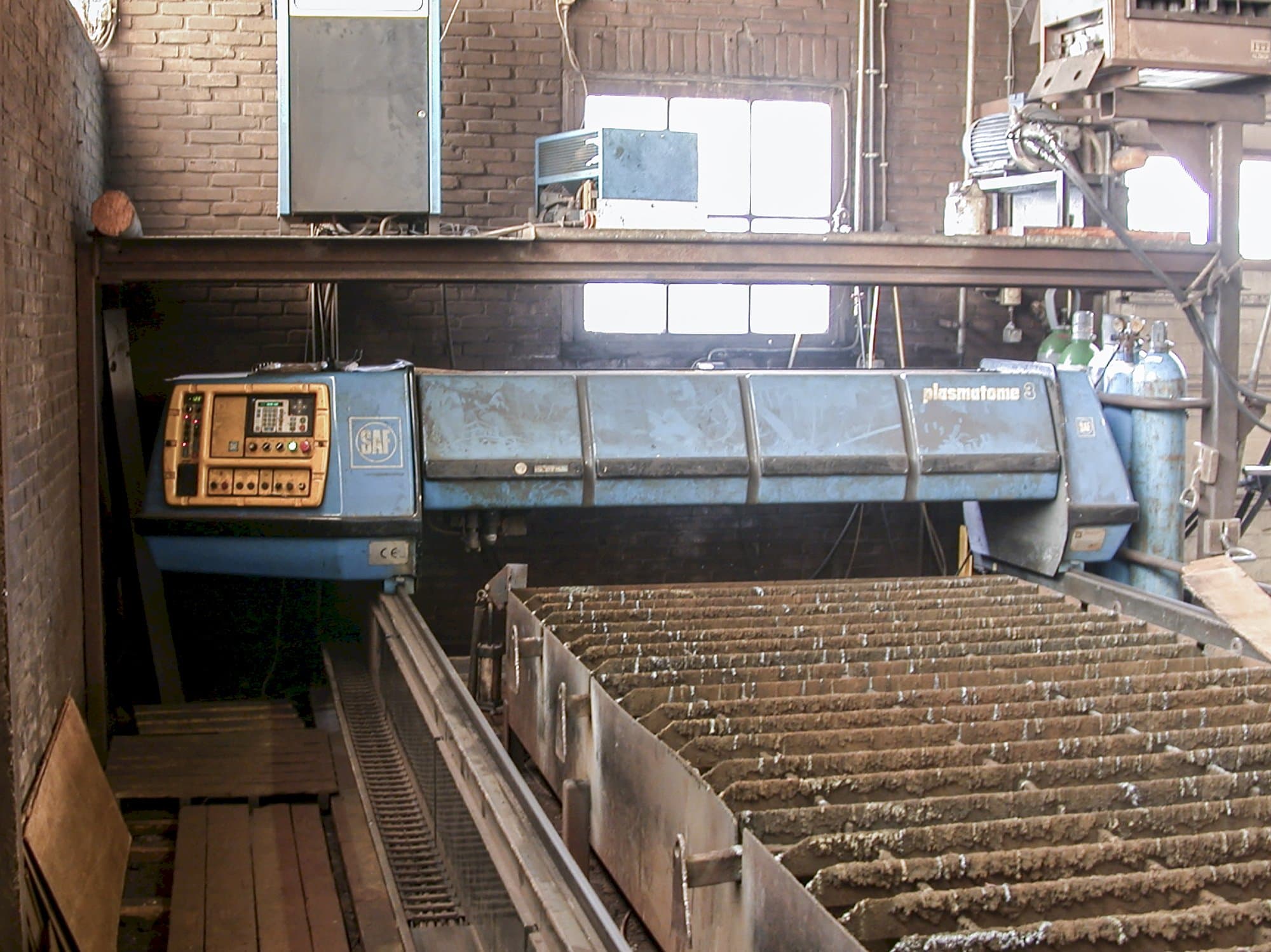 Vista frontal de la máquina SAF PLASMATOME 3