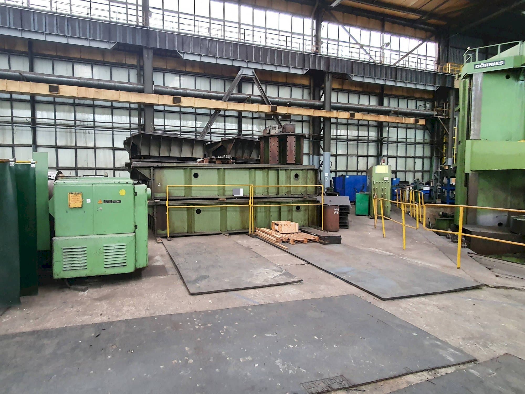 Vista frontal de la máquina DOERRIES CTE 500-V13