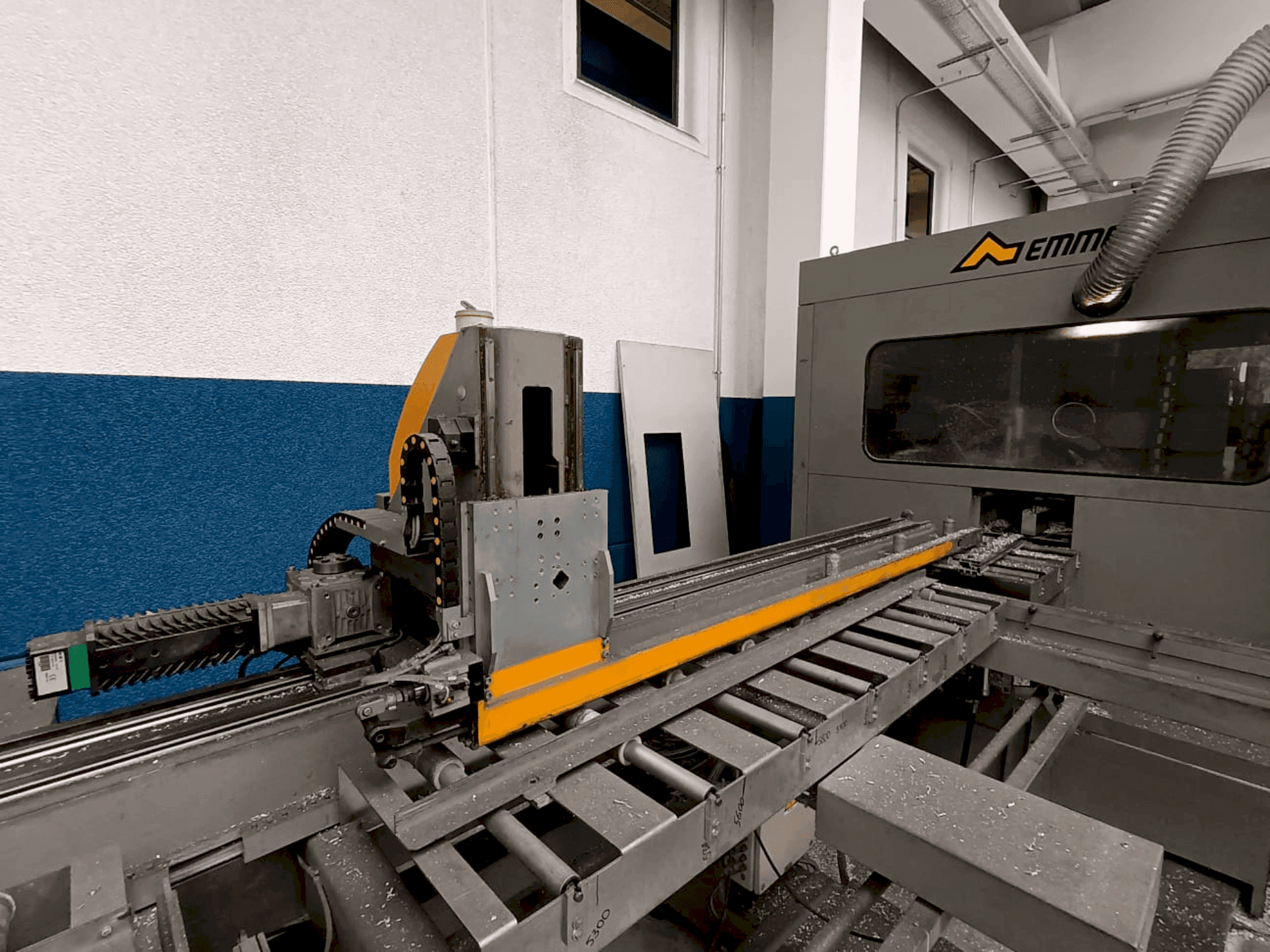 Vista frontal de la máquina Emmegi Quadra