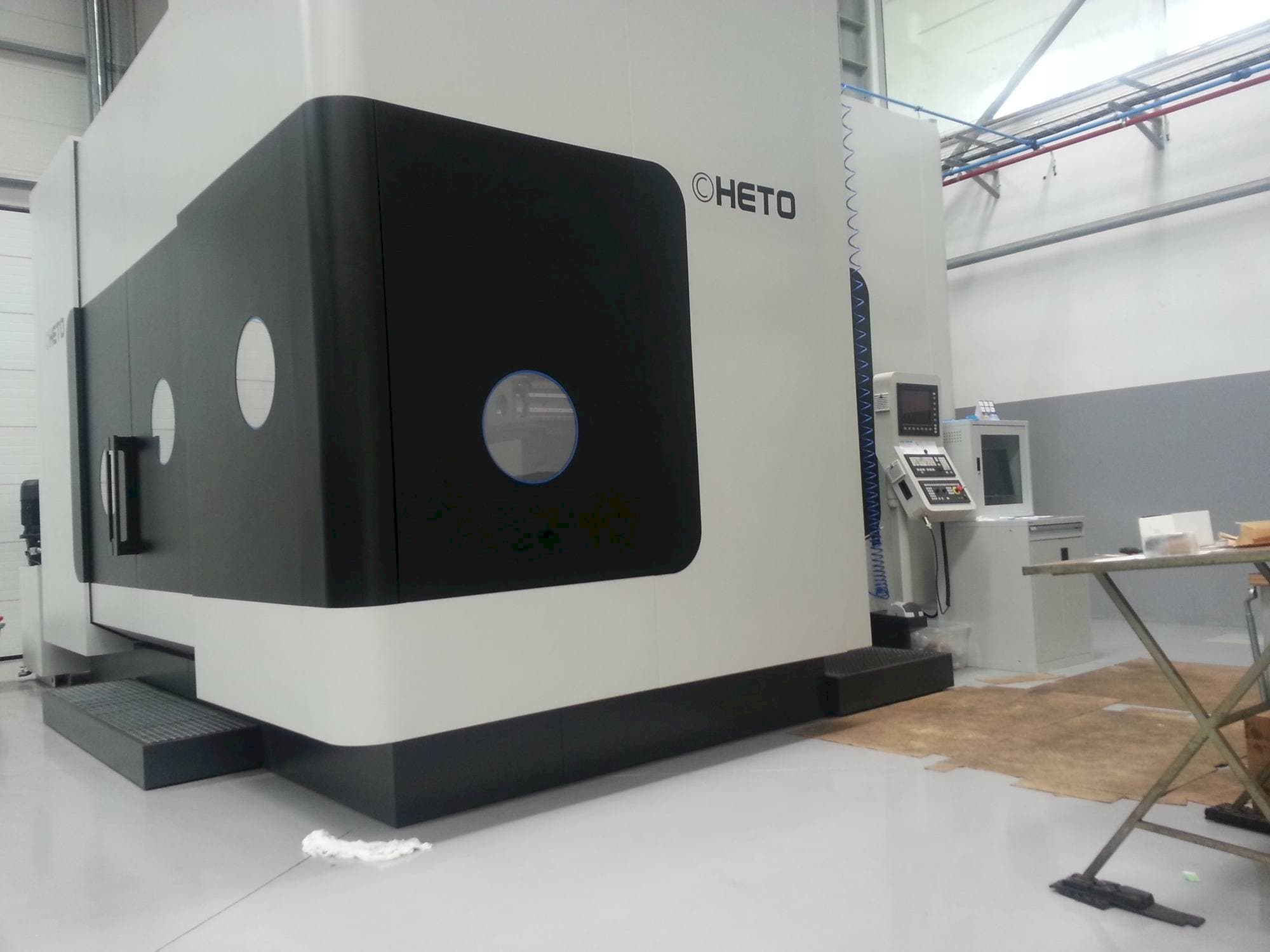 Vista frontal de la máquina CHETO IX3000