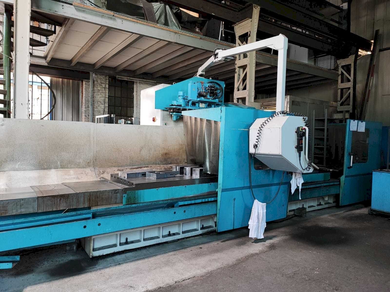 Vista frontal de la máquina MTE BF 4200