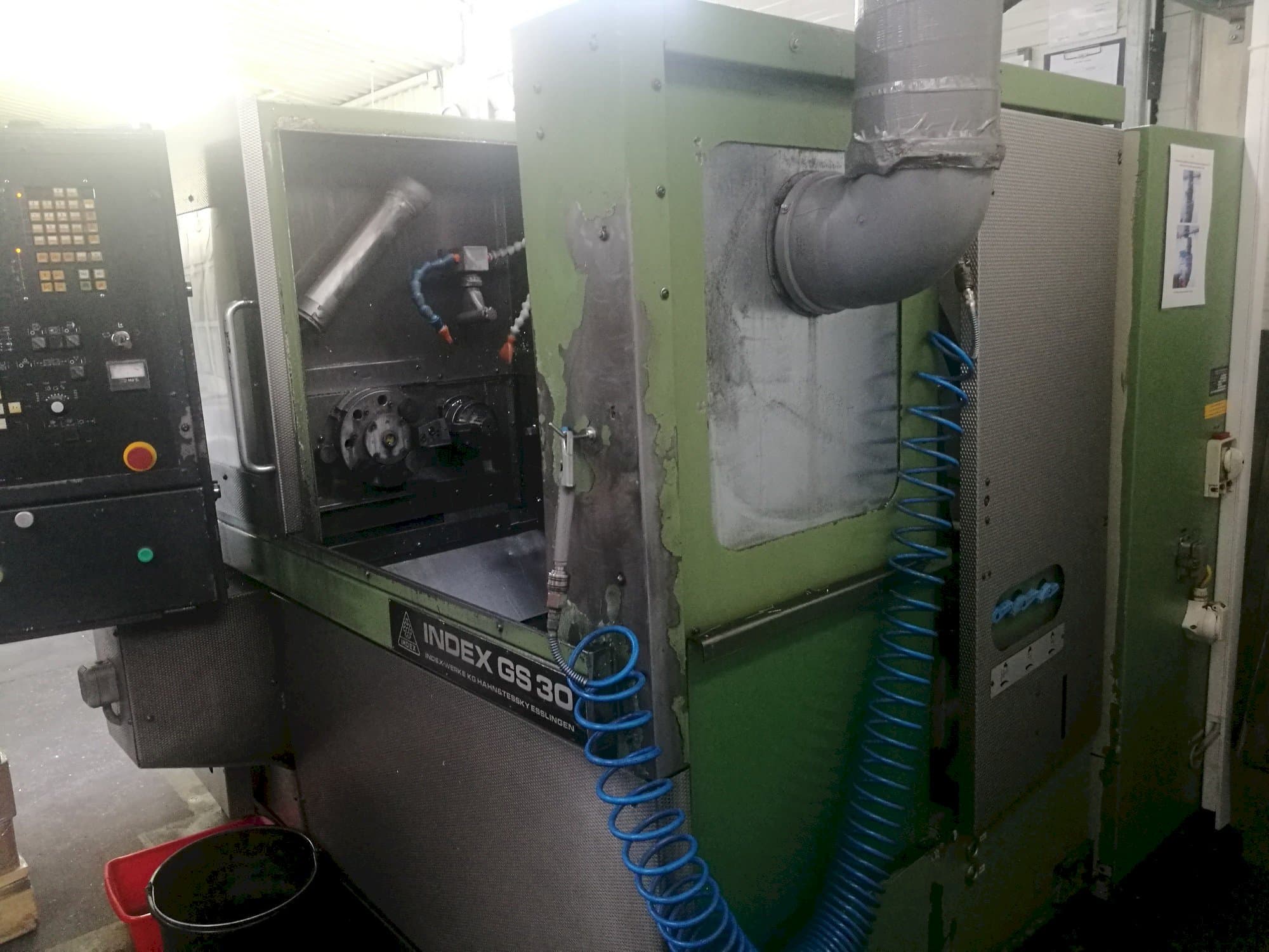 Vista frontal de la máquina Index GS 30