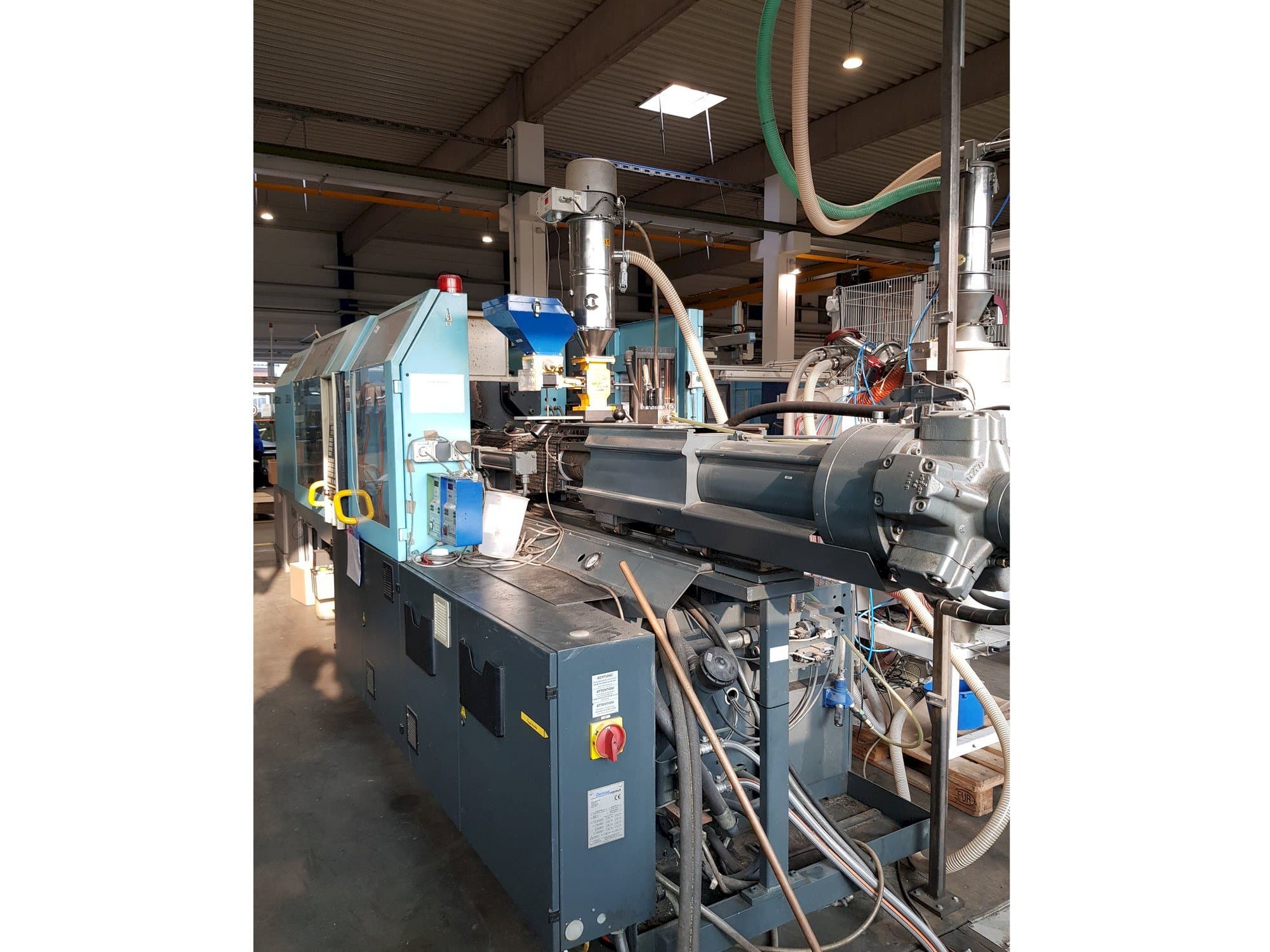 Vista frontal de la máquina DEMAG Ergotech viva 2000-840