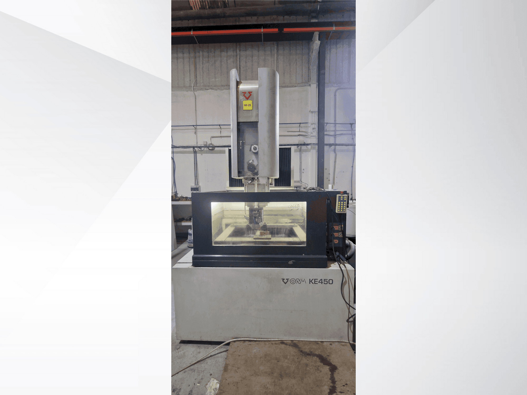 Vista frontal de la máquina ONA KE 450