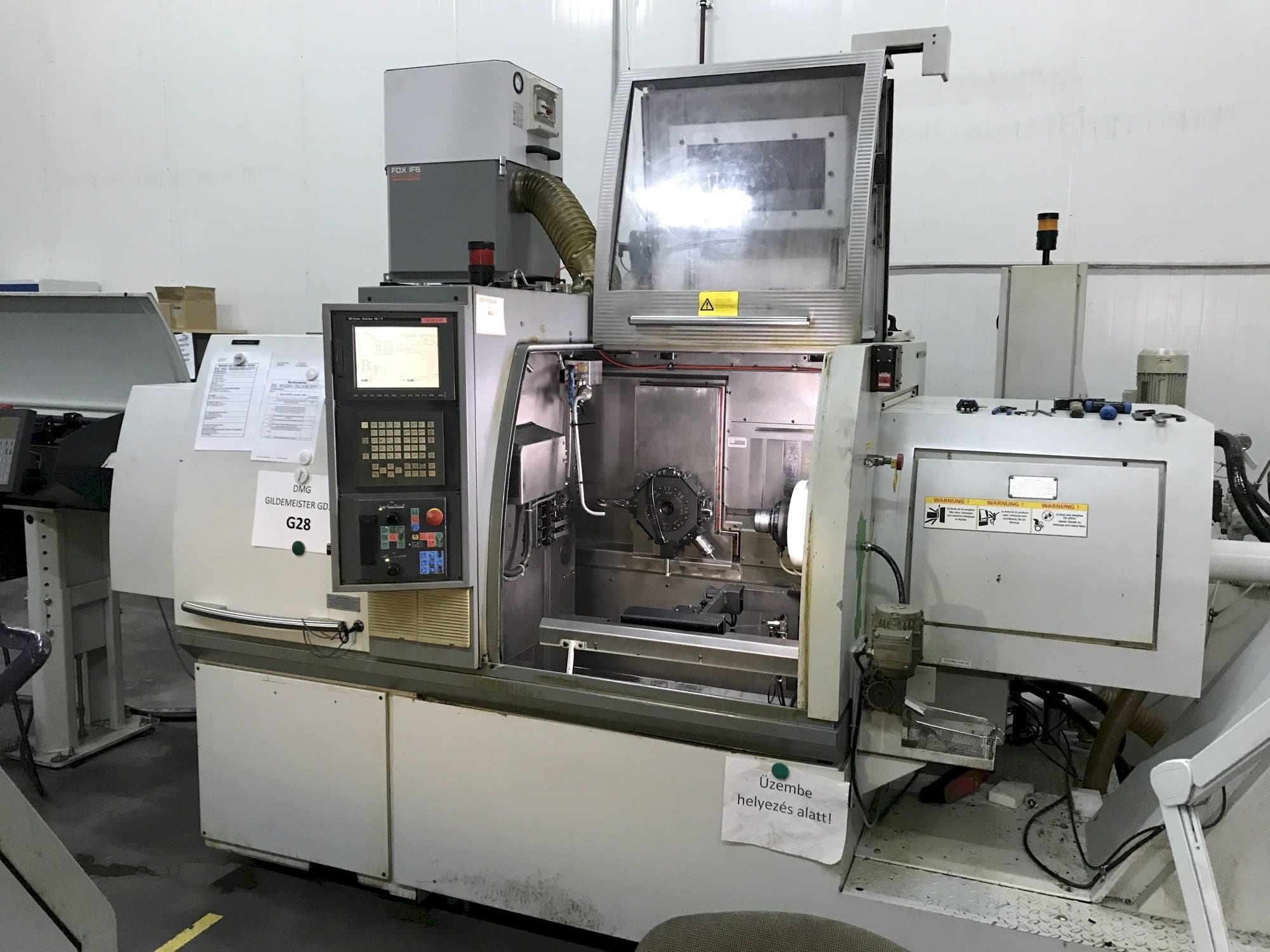 Vista frontal de la máquina Gildemeister GD32