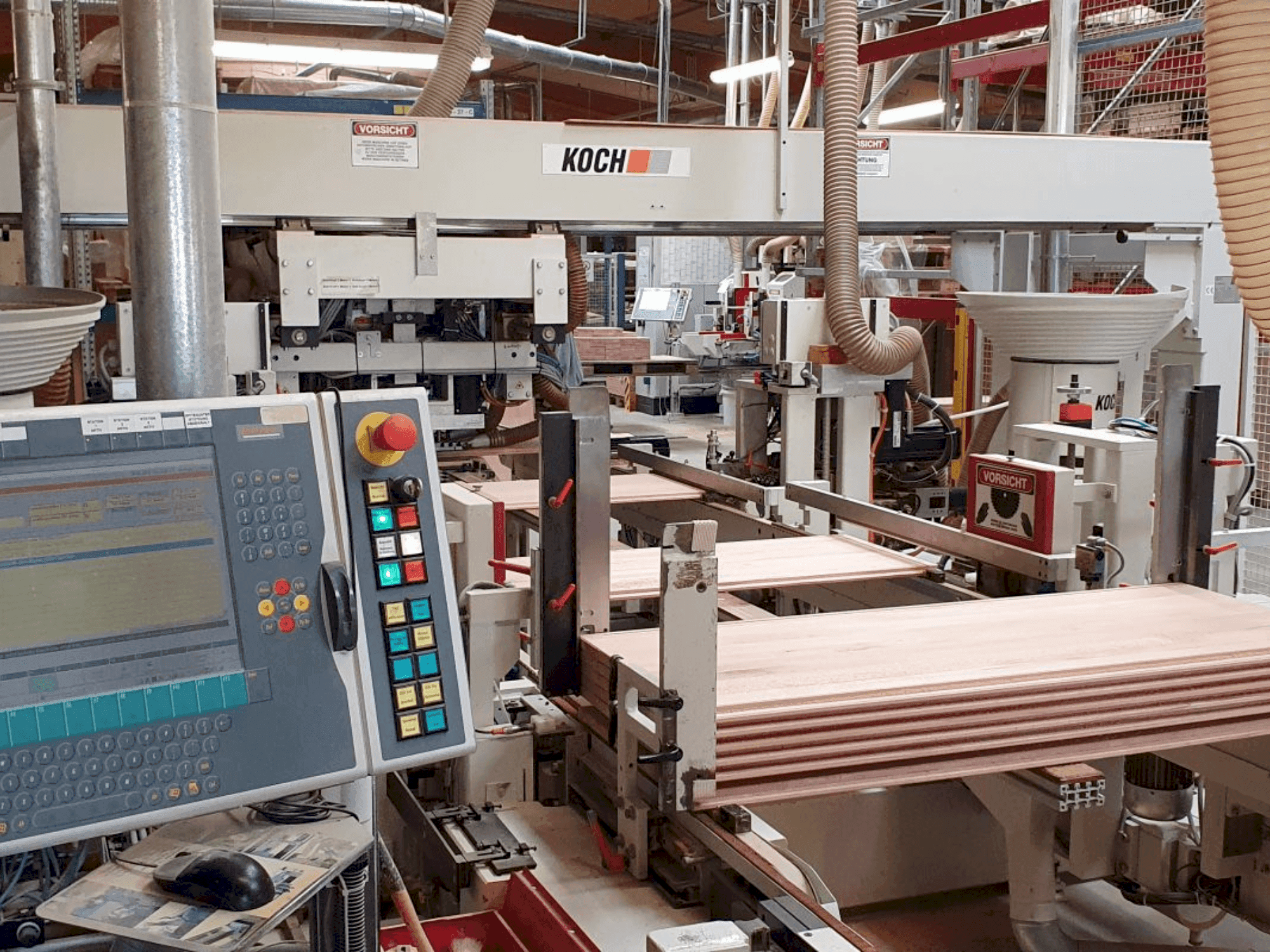 Vista frontal de la máquina KOCH SBD-60-PTP