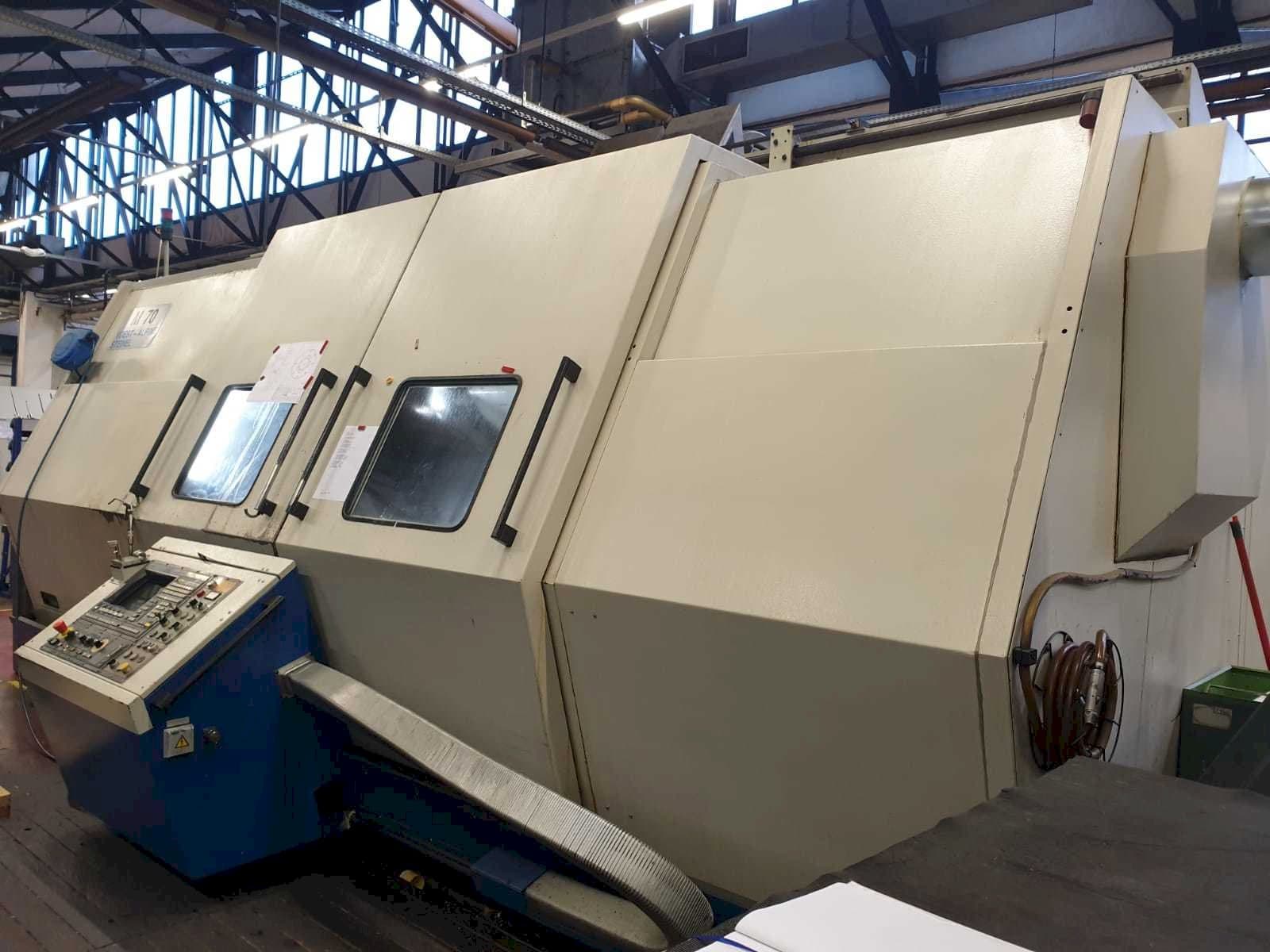 Vista frontal de la máquina WFL  M70