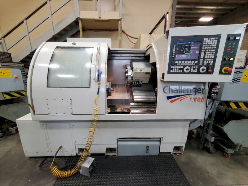 Vista frontal de la máquina Modern LT-65