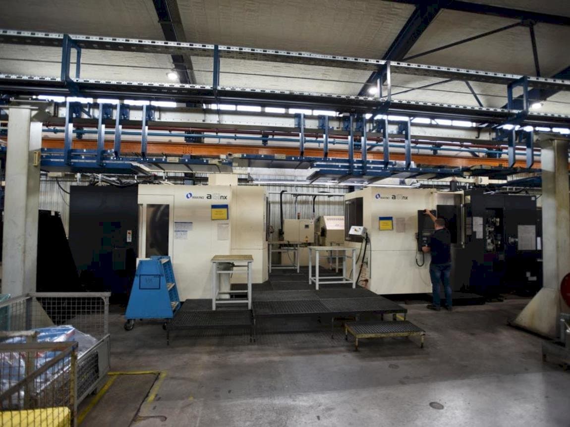 Vista frontal de la máquina Makino a61nx Pro 6