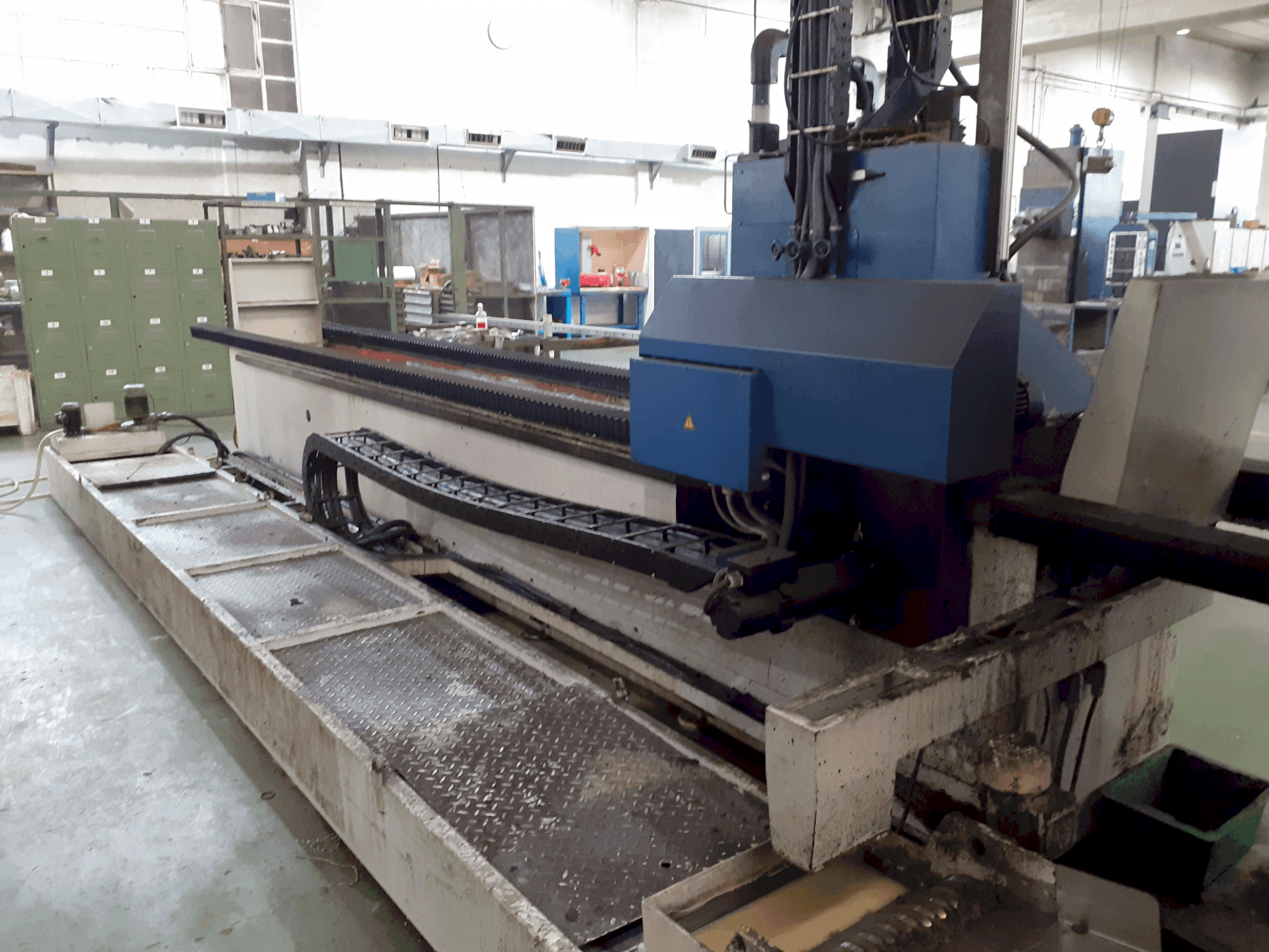 Vista frontal de la máquina Reform AR 40/7