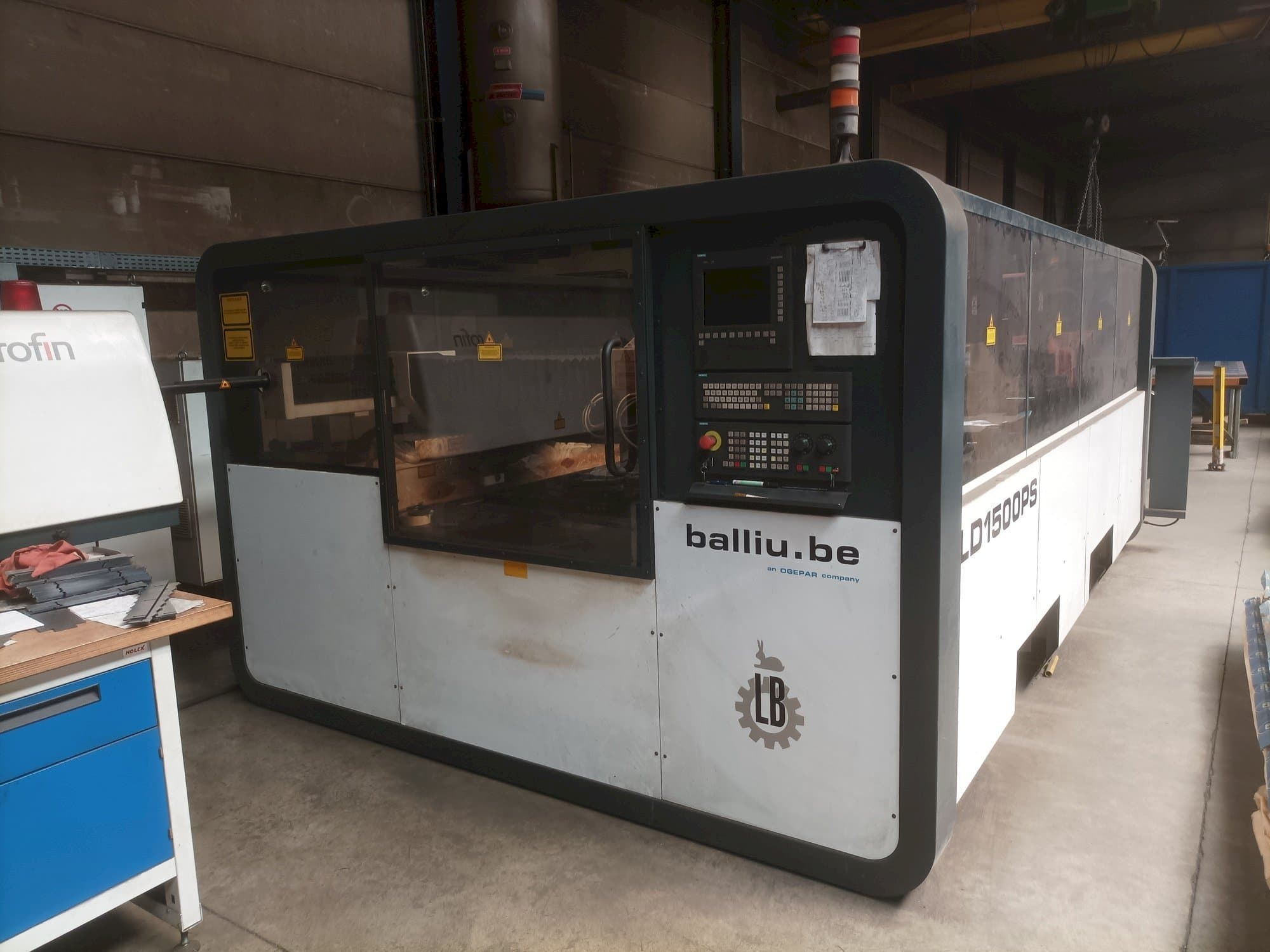 Vista frontal de la máquina Balliu  LD 1500 PS