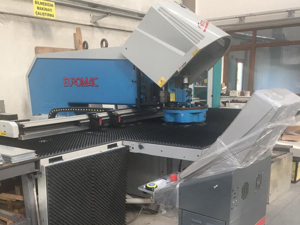 Vista frontal de la máquina Euromac MTX Flex 6