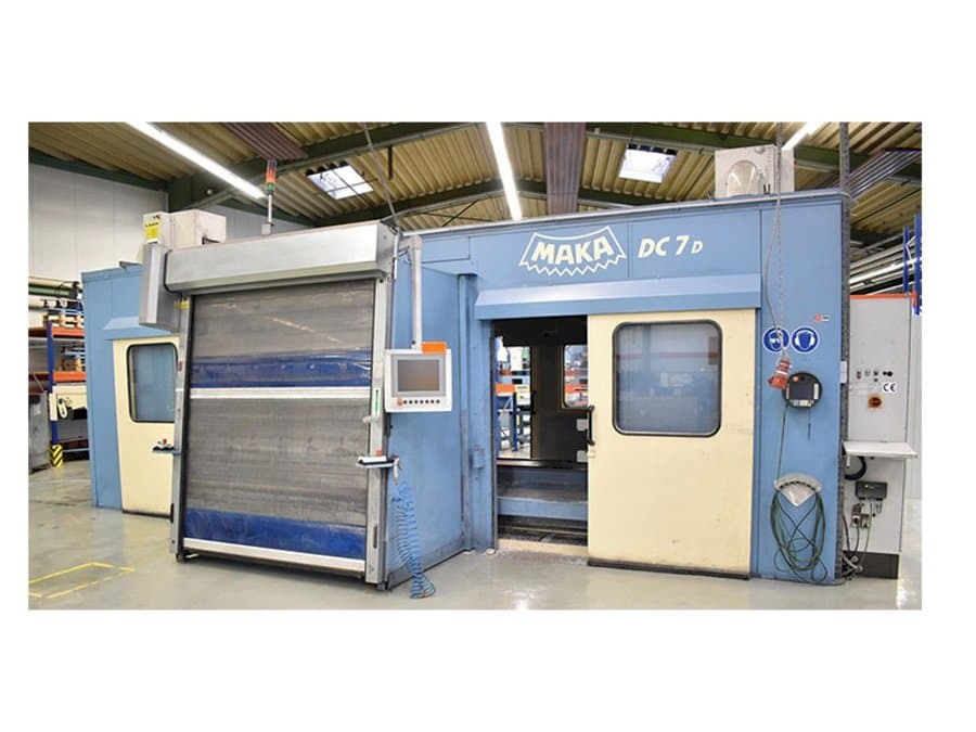 Vista frontal de la máquina MAKA DC 7 D