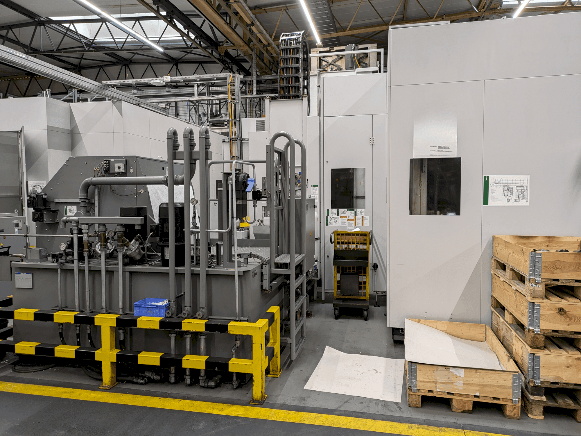 Vista frontal de la máquina Heckert HEC 1000 H/V