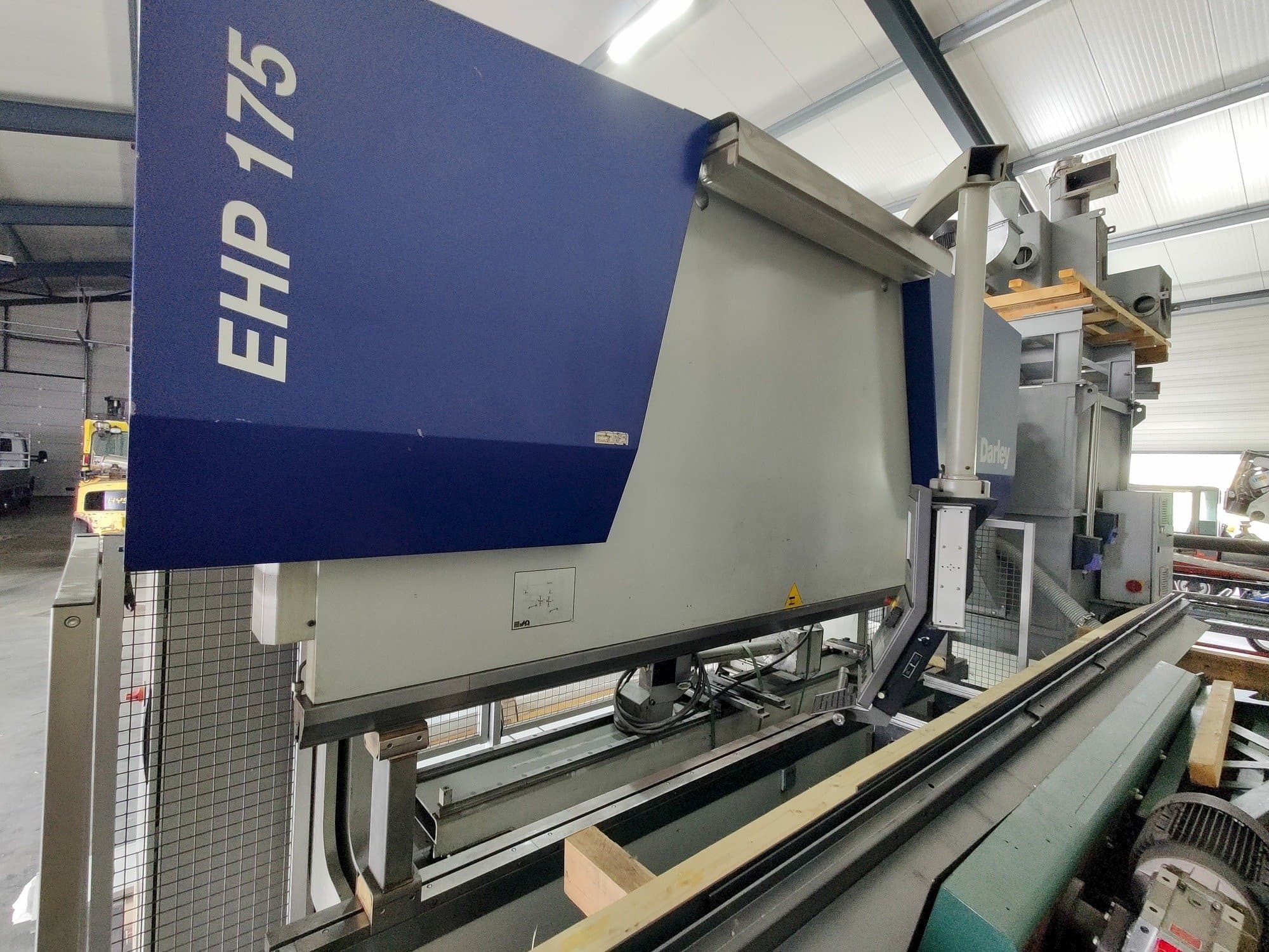 Vista izquierda de la máquina Darley EHP 175.31/25