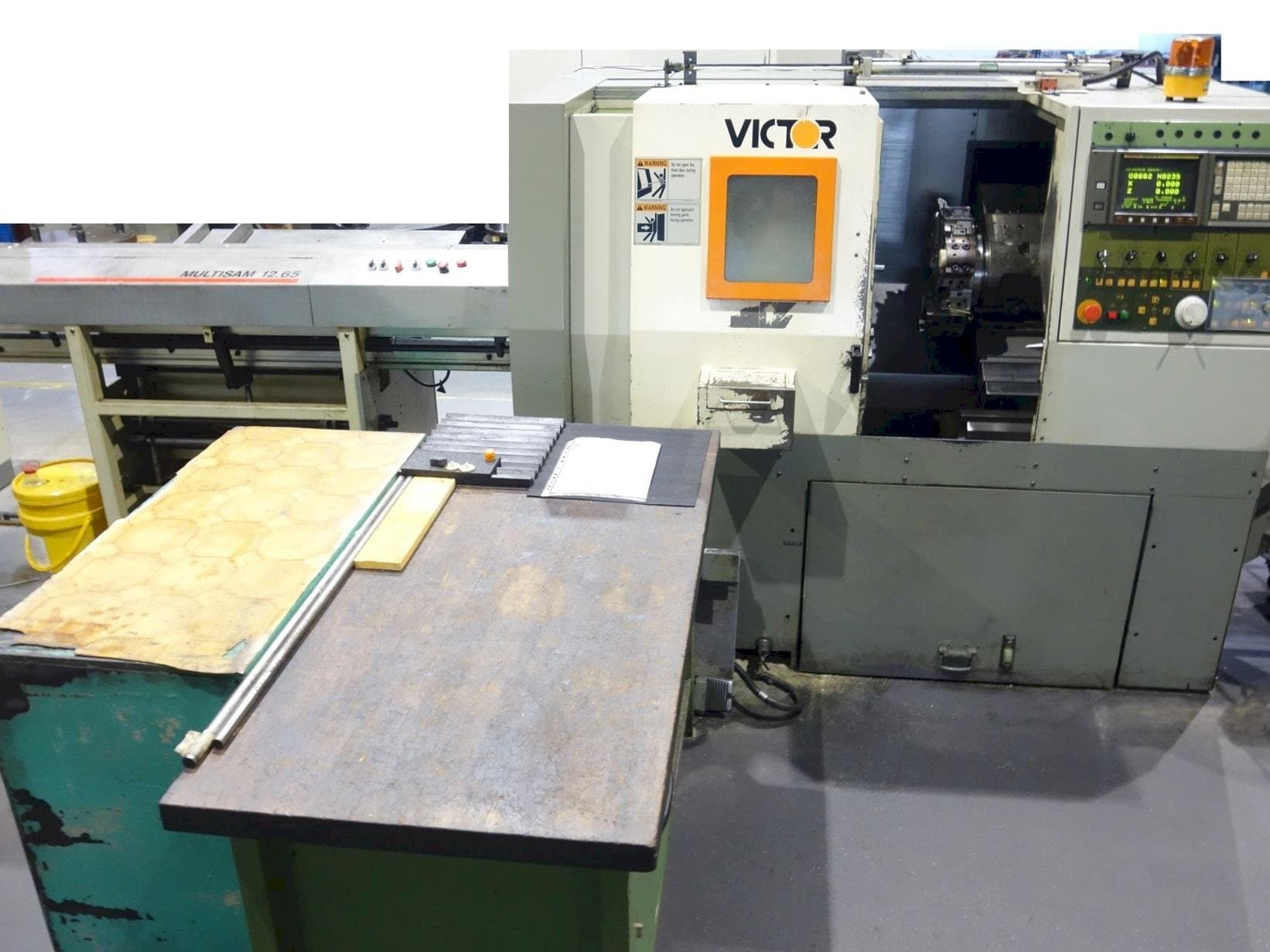 Vista frontal de la máquina Victor V Turn plus 15 (1996)