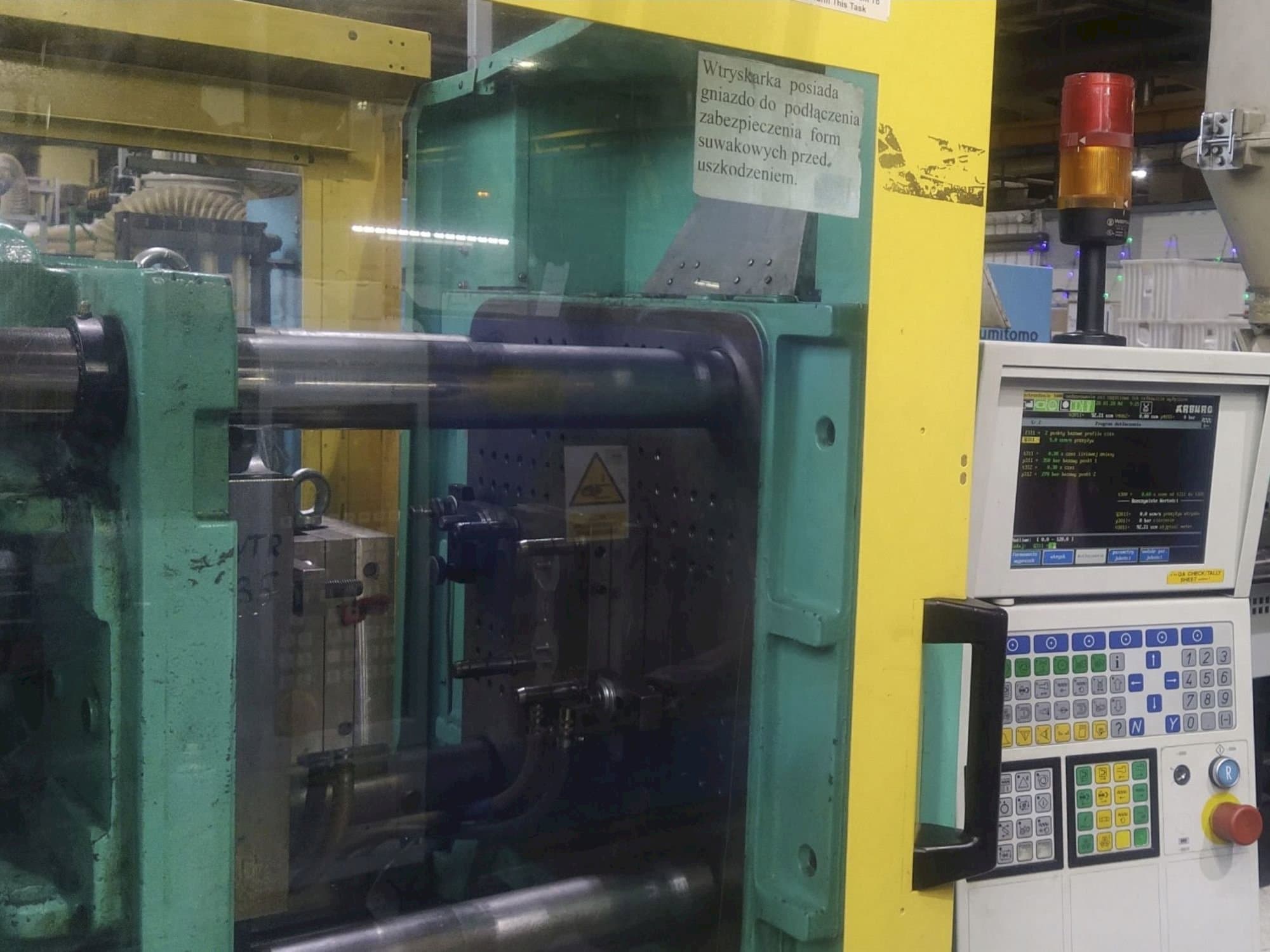 Vista frontal de la máquina Arburg 420S ALLROUNDER 1000-350