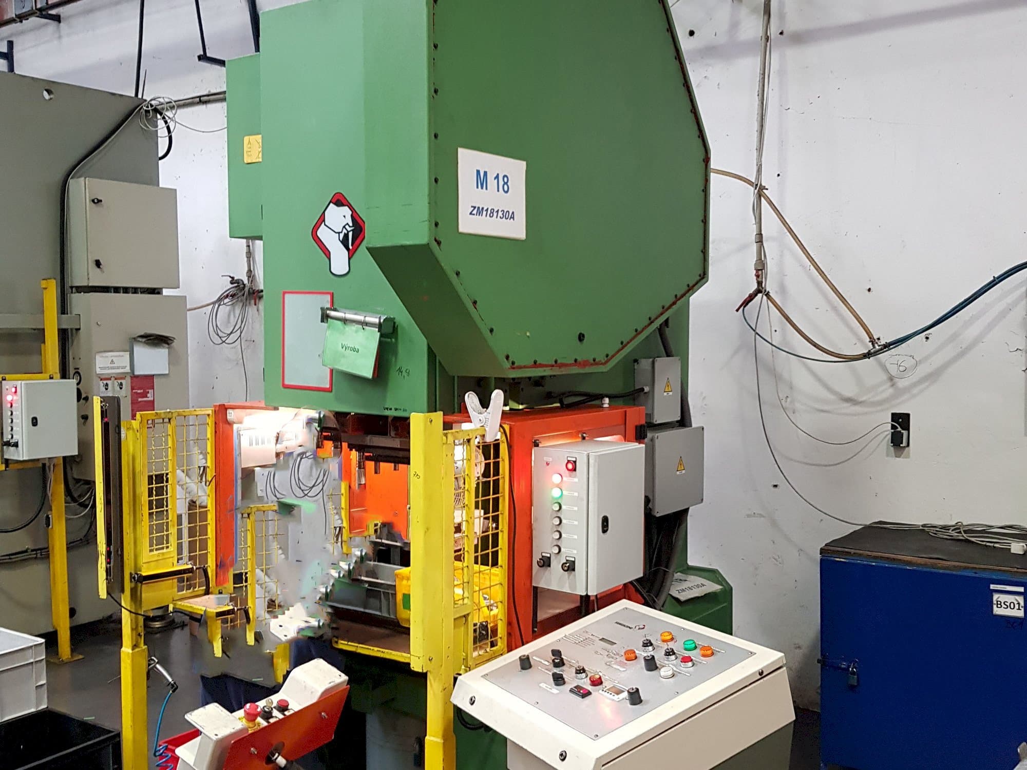 Vista frontal de la máquina Giacomo									 T 130R