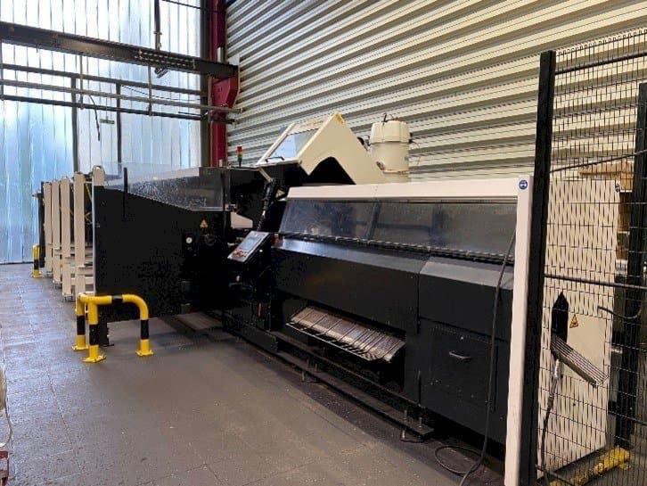 Vista frontal de la máquina RSA RASACUT SC 1000