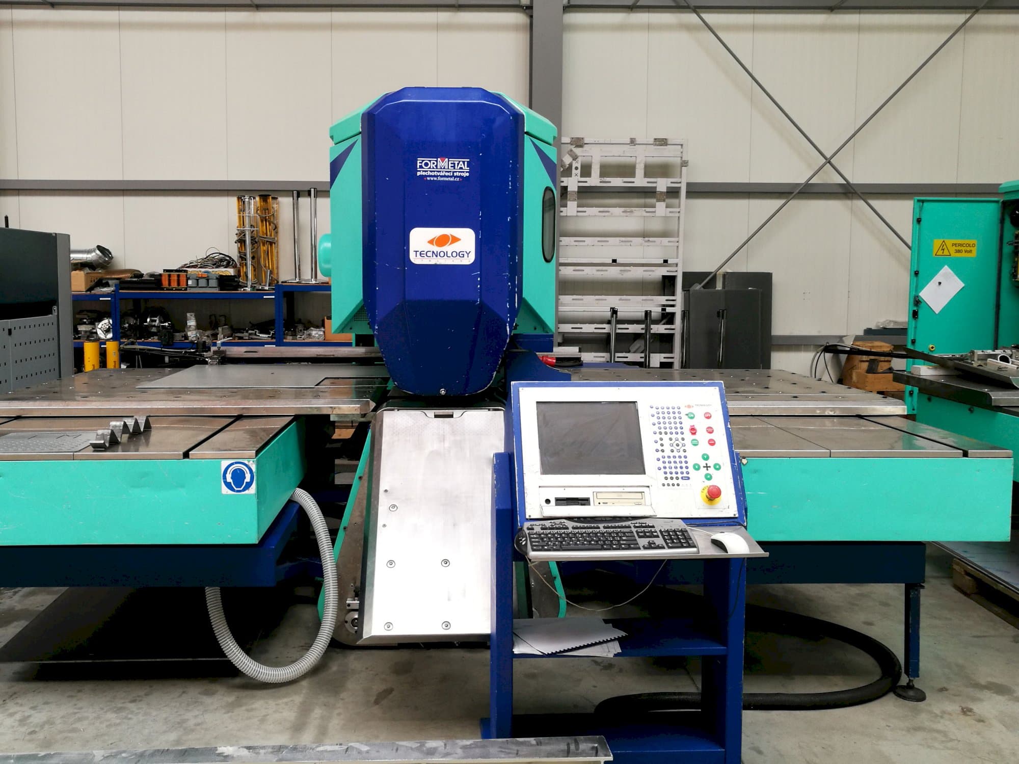 Vista frontal de la máquina TECNOLOGY Italiana TECNOTRANSFER 15 SR