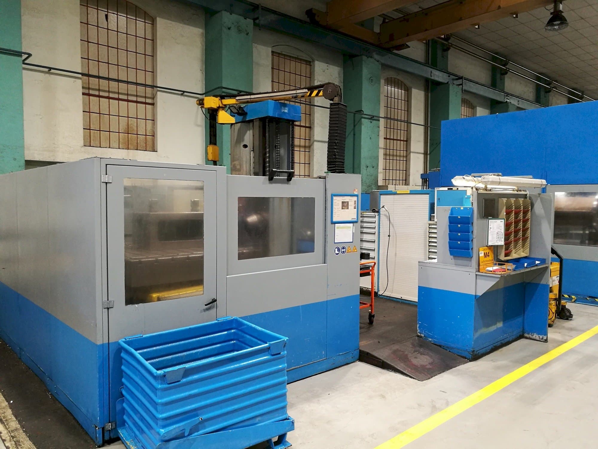 Vista izquierda de la máquina PEGARD AF 130 S