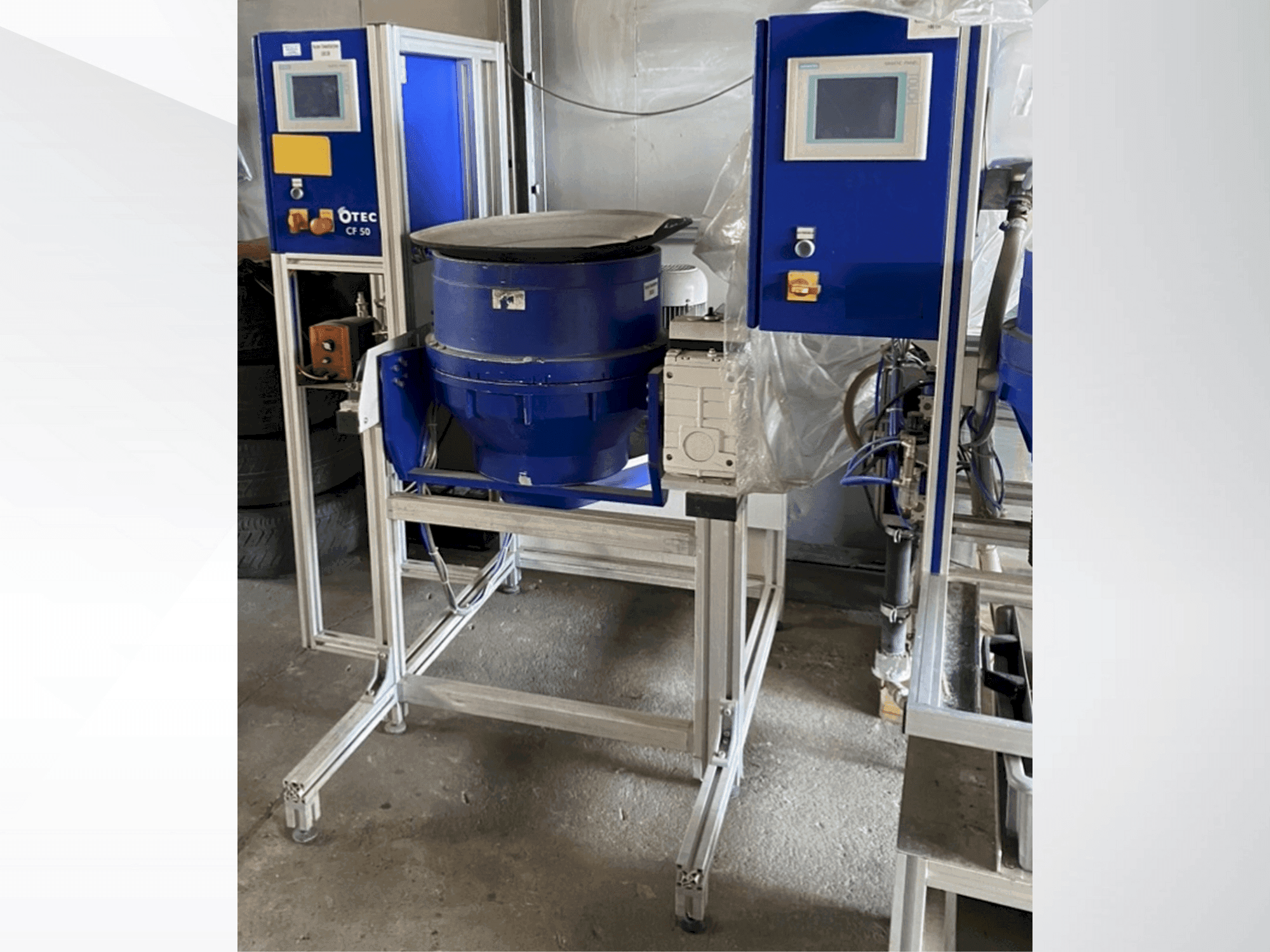 Vista frontal de la máquina OTEC CF 1x50