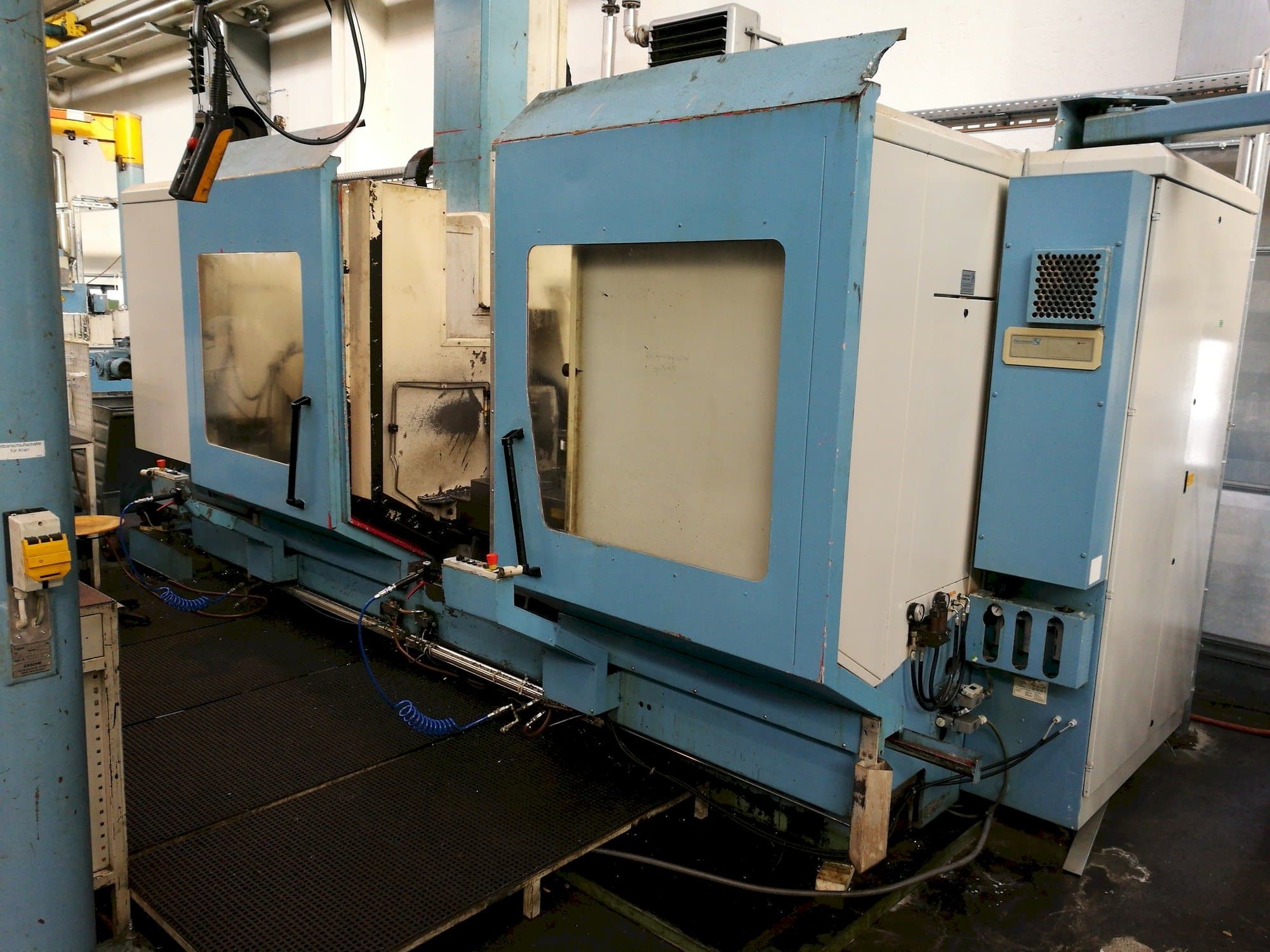 Vista frontal de la máquina HEDELIUS BC60/50-2500