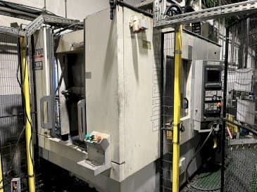 Vista frontal de la máquina CHIRON FZ15W