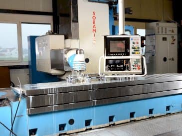 Vista frontal de la máquina Soraluce Soramill SL 4000