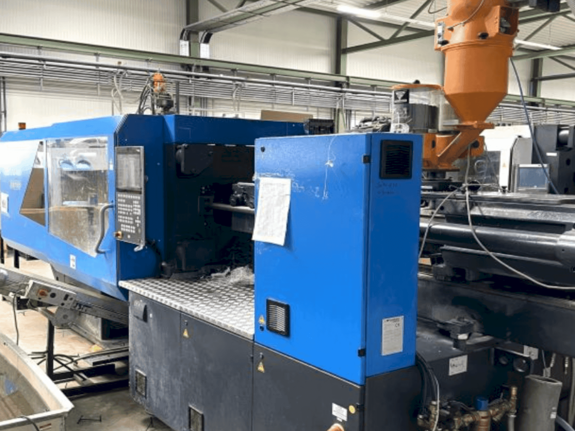 Vista frontal de la máquina DEMAG Systec 210/580-840 (2019)