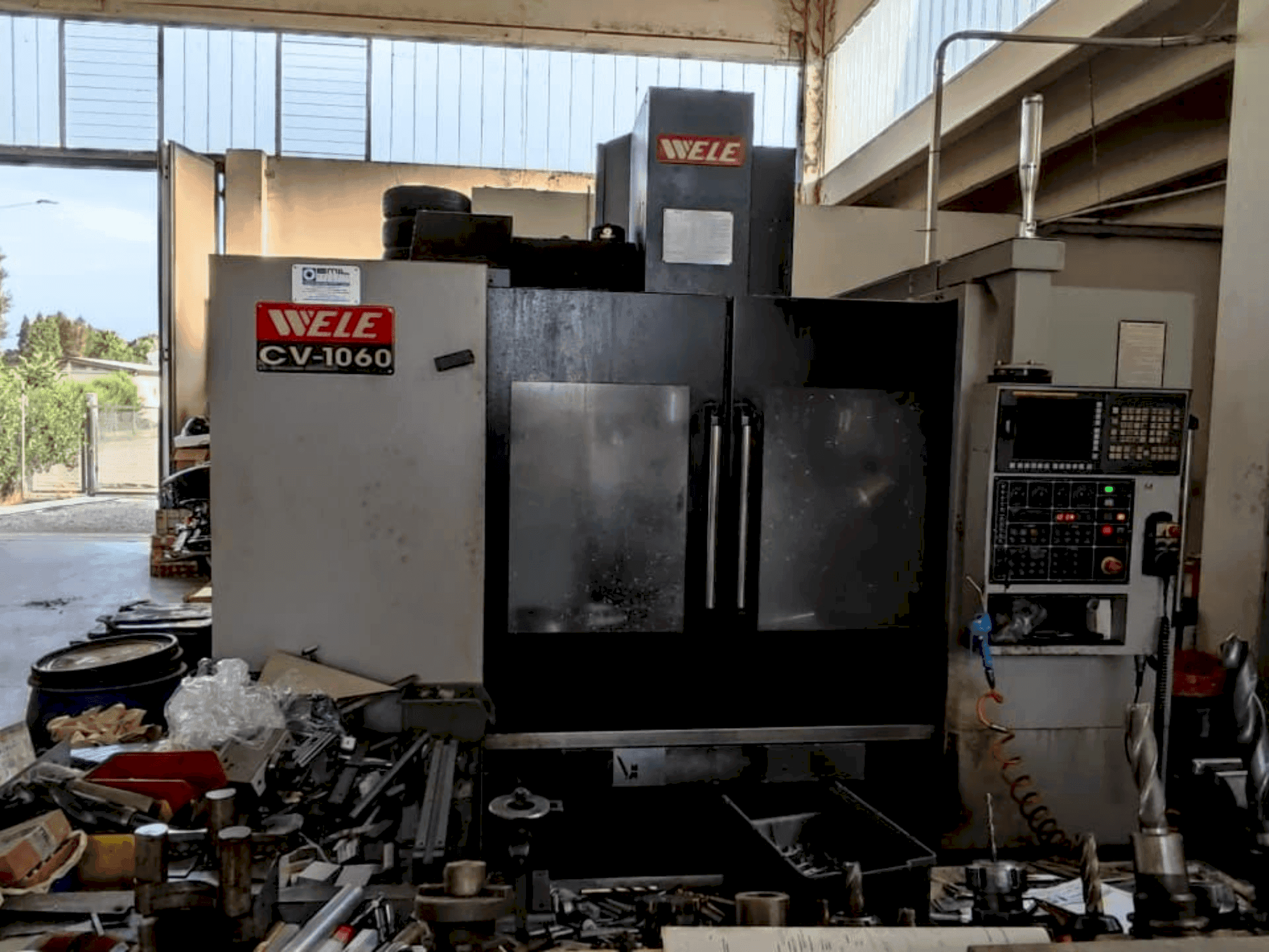Vista frontal de la máquina Wele CV 1060