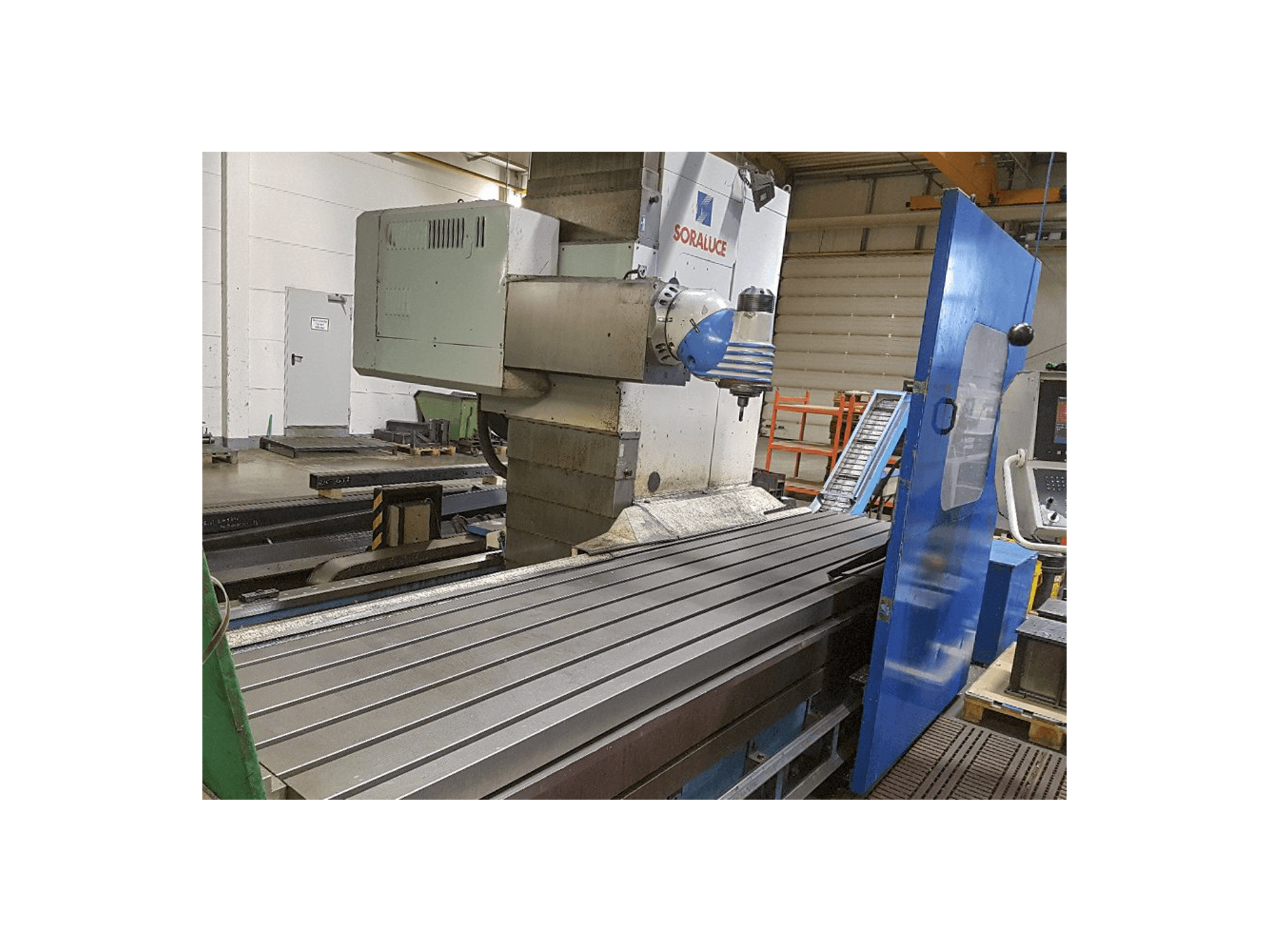 Vista izquierda de la máquina Soraluce SL-4000