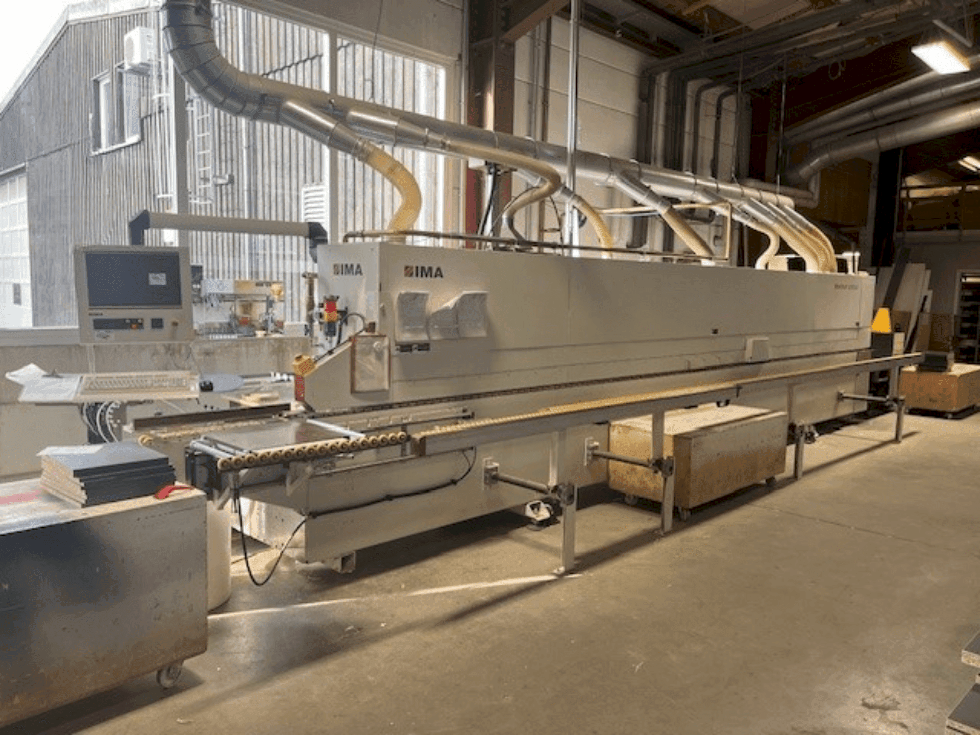 Vista frontal de la máquina IMA Novimat/Contour/I/G80/700/R3+