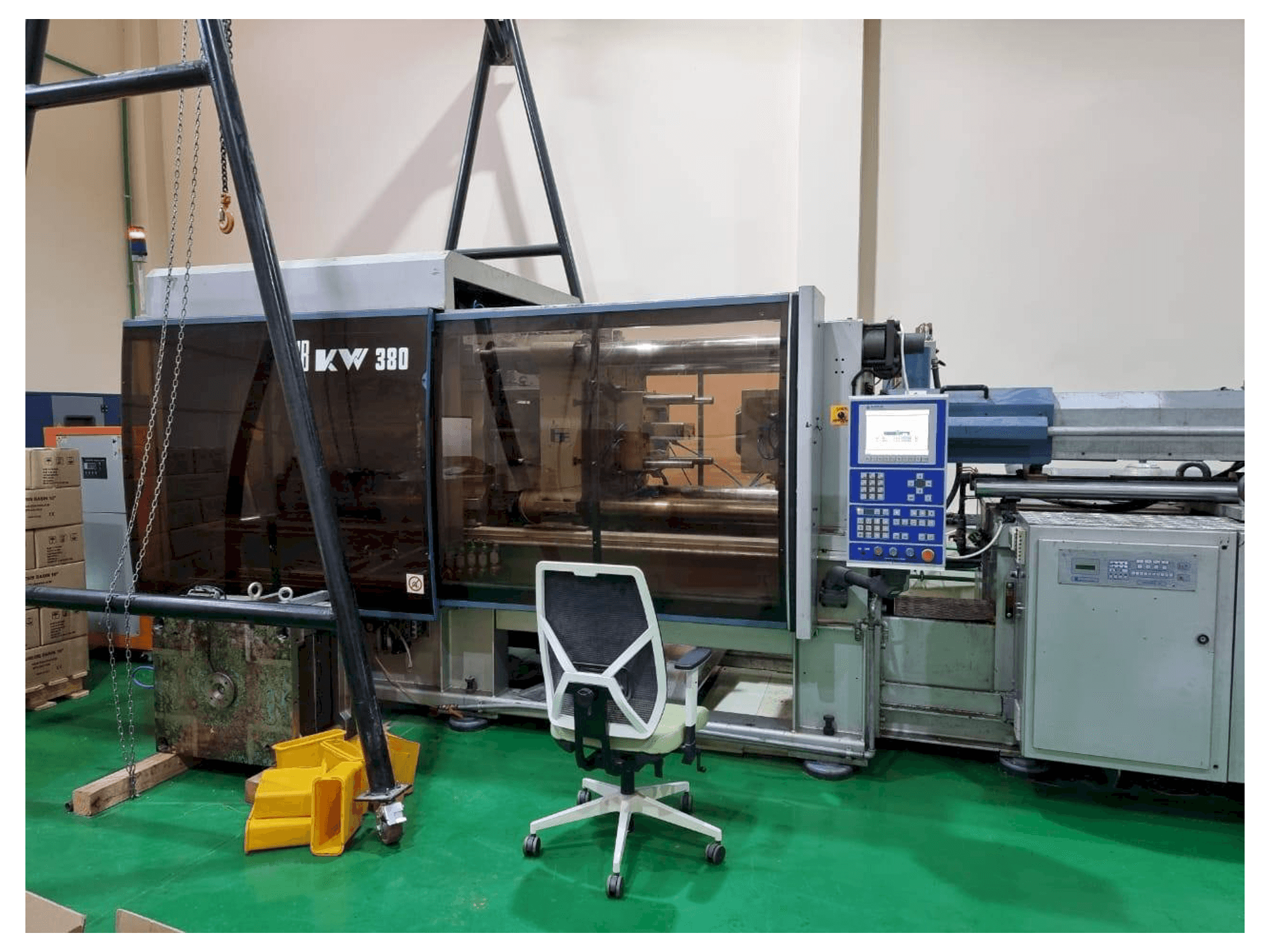 Vista frontal de la máquina BMB KW380/3450