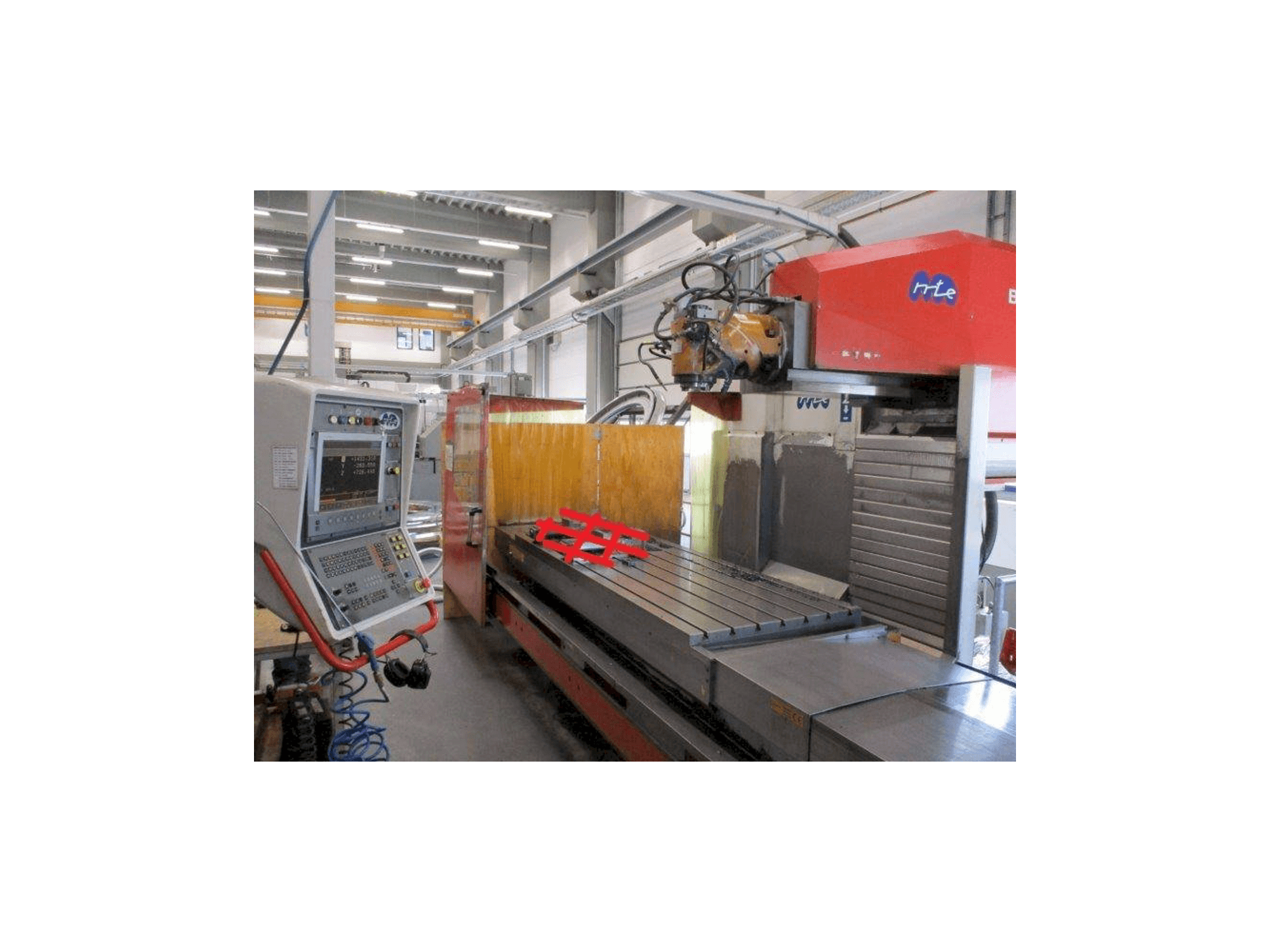 Vista frontal de la máquina MTE BF-2700