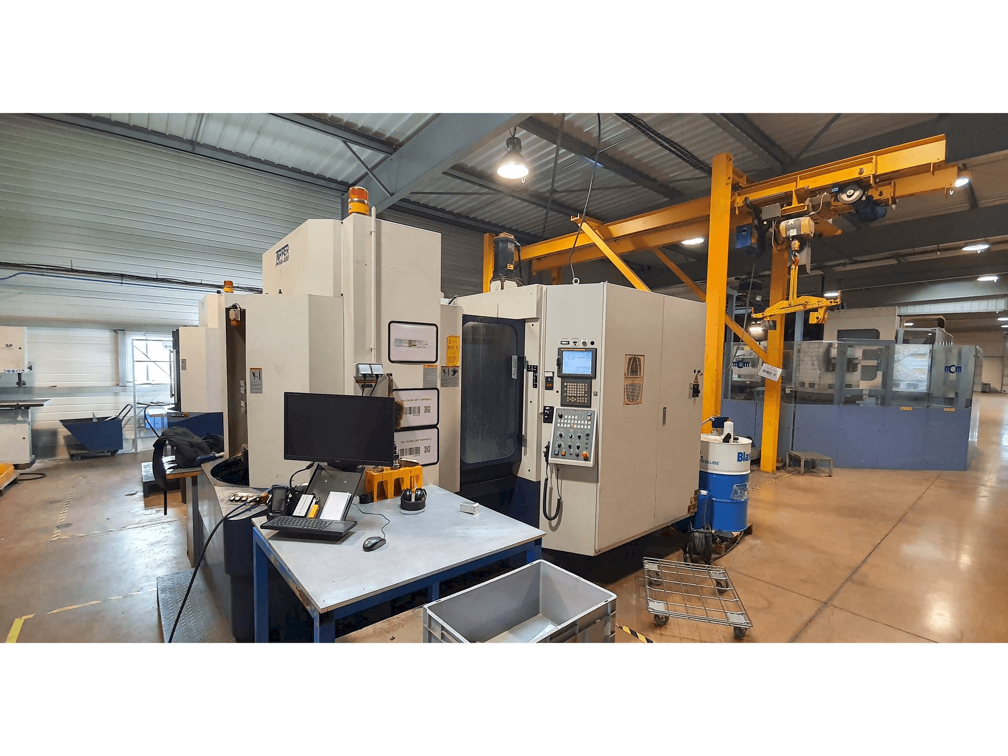 Vista frontal de la máquina Tongtai H400