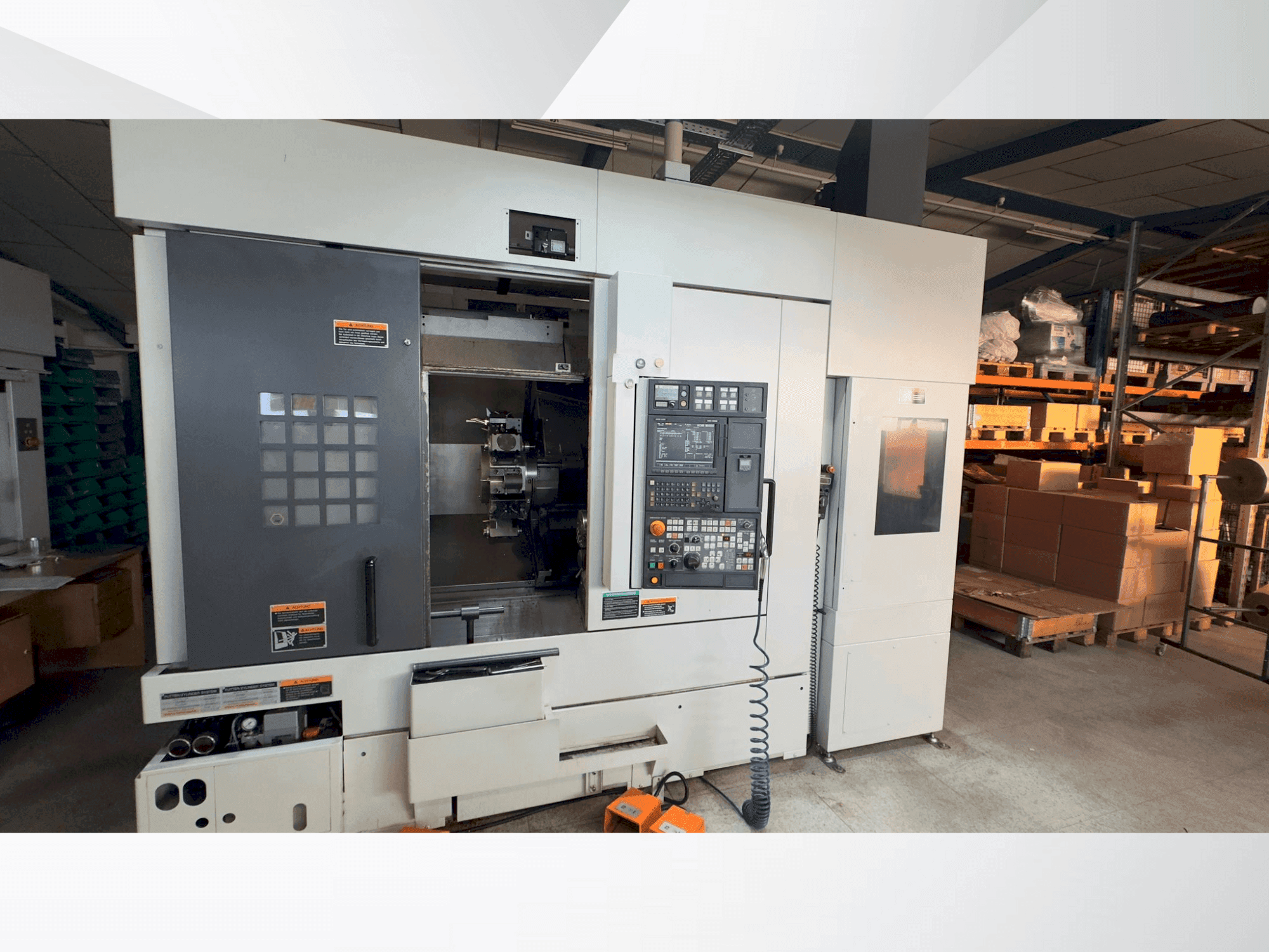 Vista frontal de la máquina MORI SEIKI NL 2000 SY /500