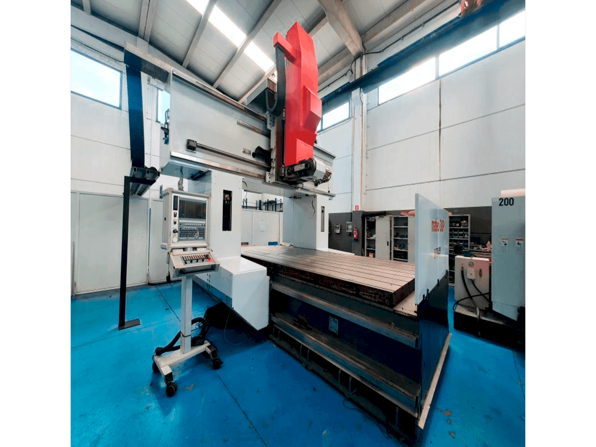 Vista frontal de la máquina Matec 30P